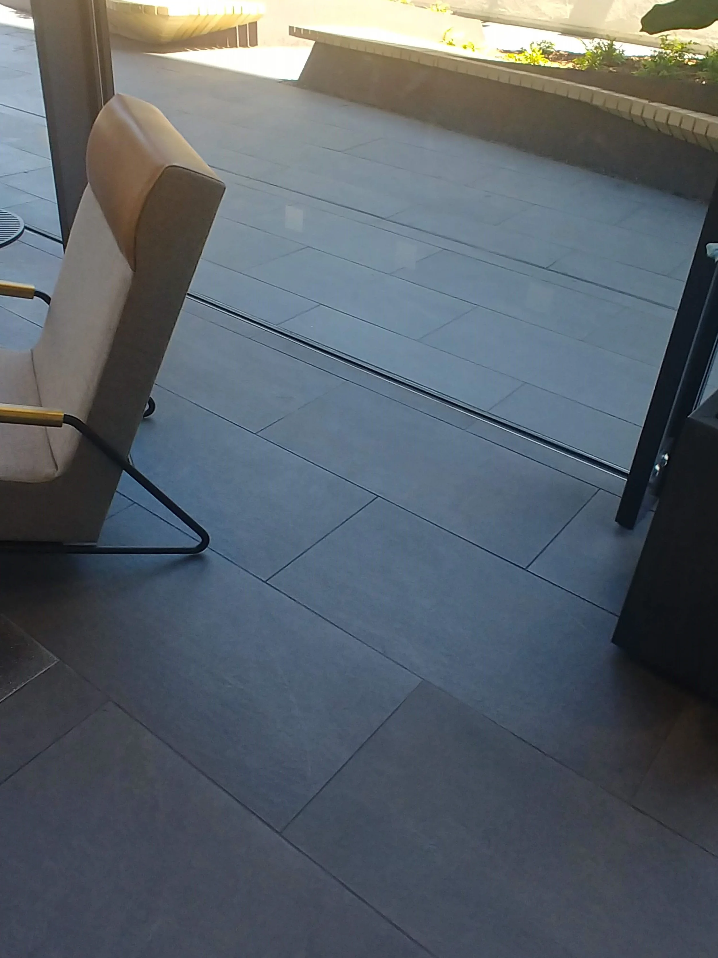 505 Brannan outside in2.jpg