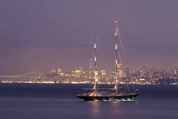 boat w_sf@night.jpg