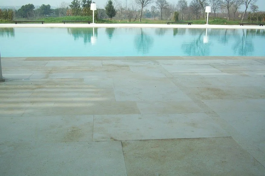 Avalon Bush Hammer 036A Public Exterior Pavers.jpg