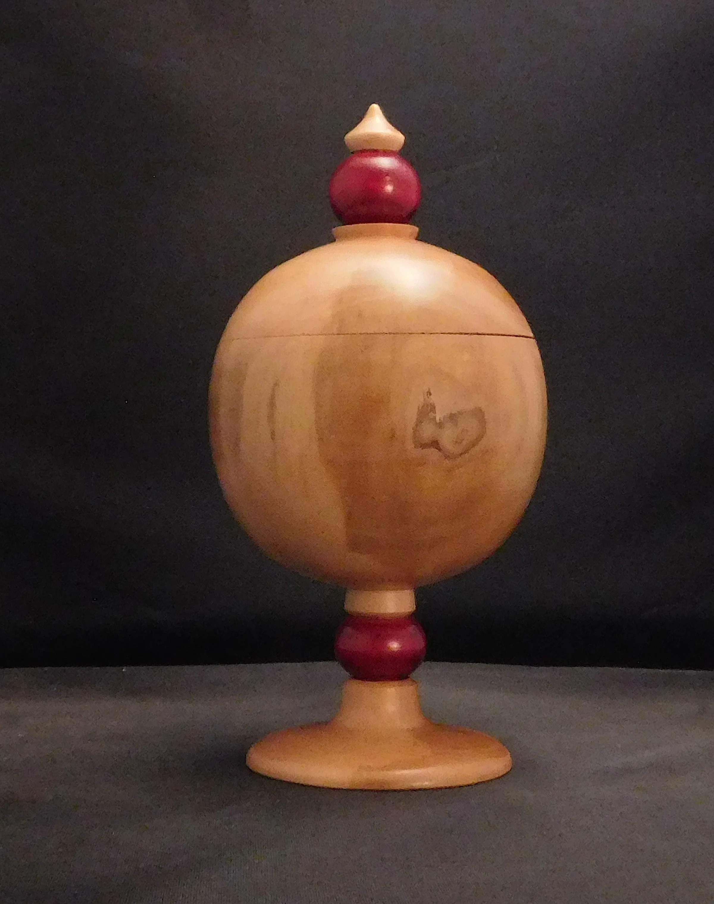 poplar pedistal 1.JPG