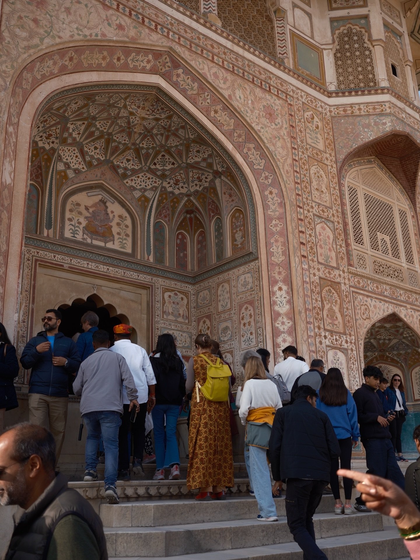 Amer Fort overlooks Jaipur from atop the Aravalli mountains, about 1000 feet above sea level. Over 400 years old, it&rsquo;s a stunning example of the Hindu-Mughal architecture that&rsquo;s visible across Jaipur and many other ornamental buildings in