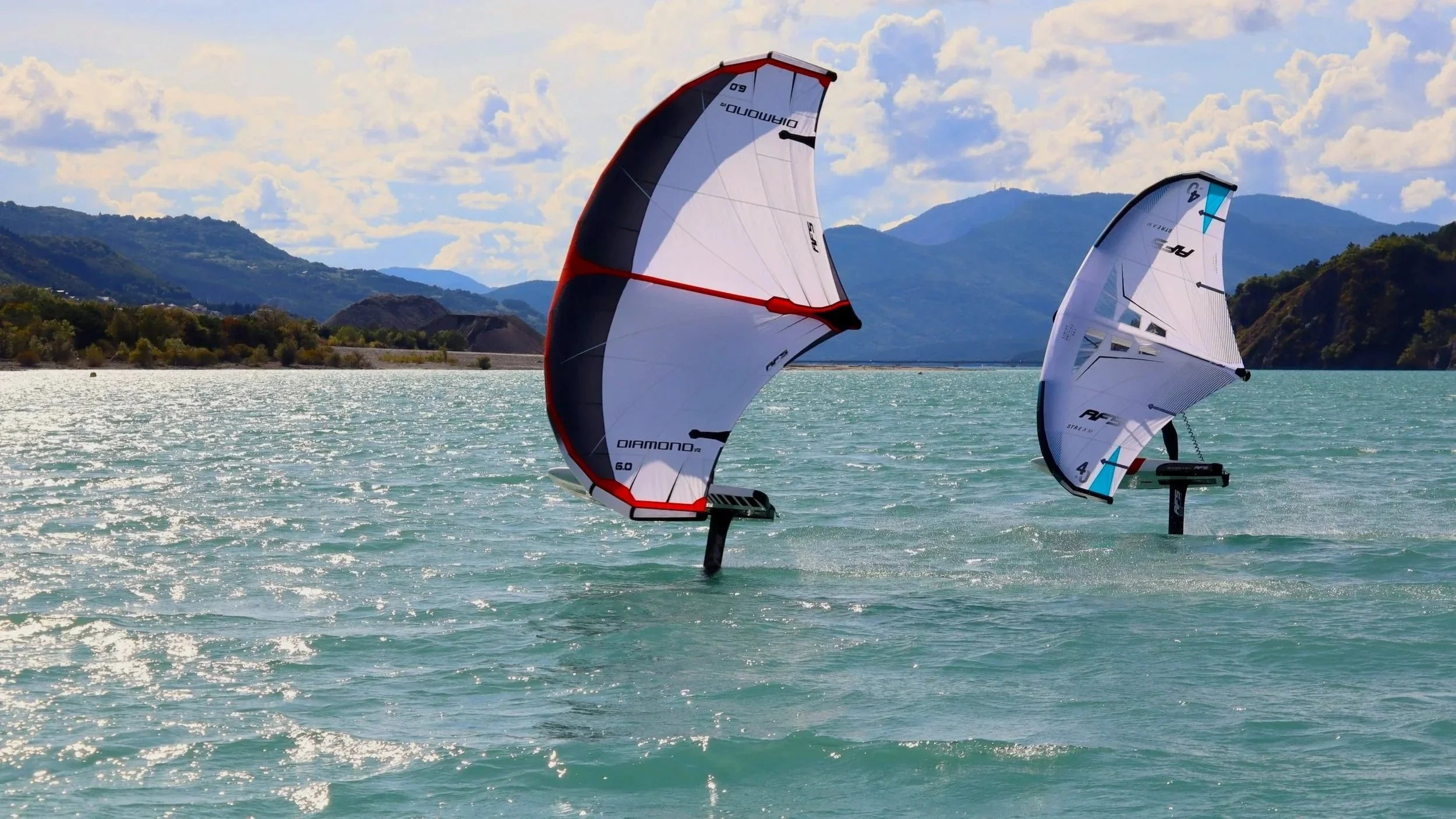 le spot wingfoil & windsurf school