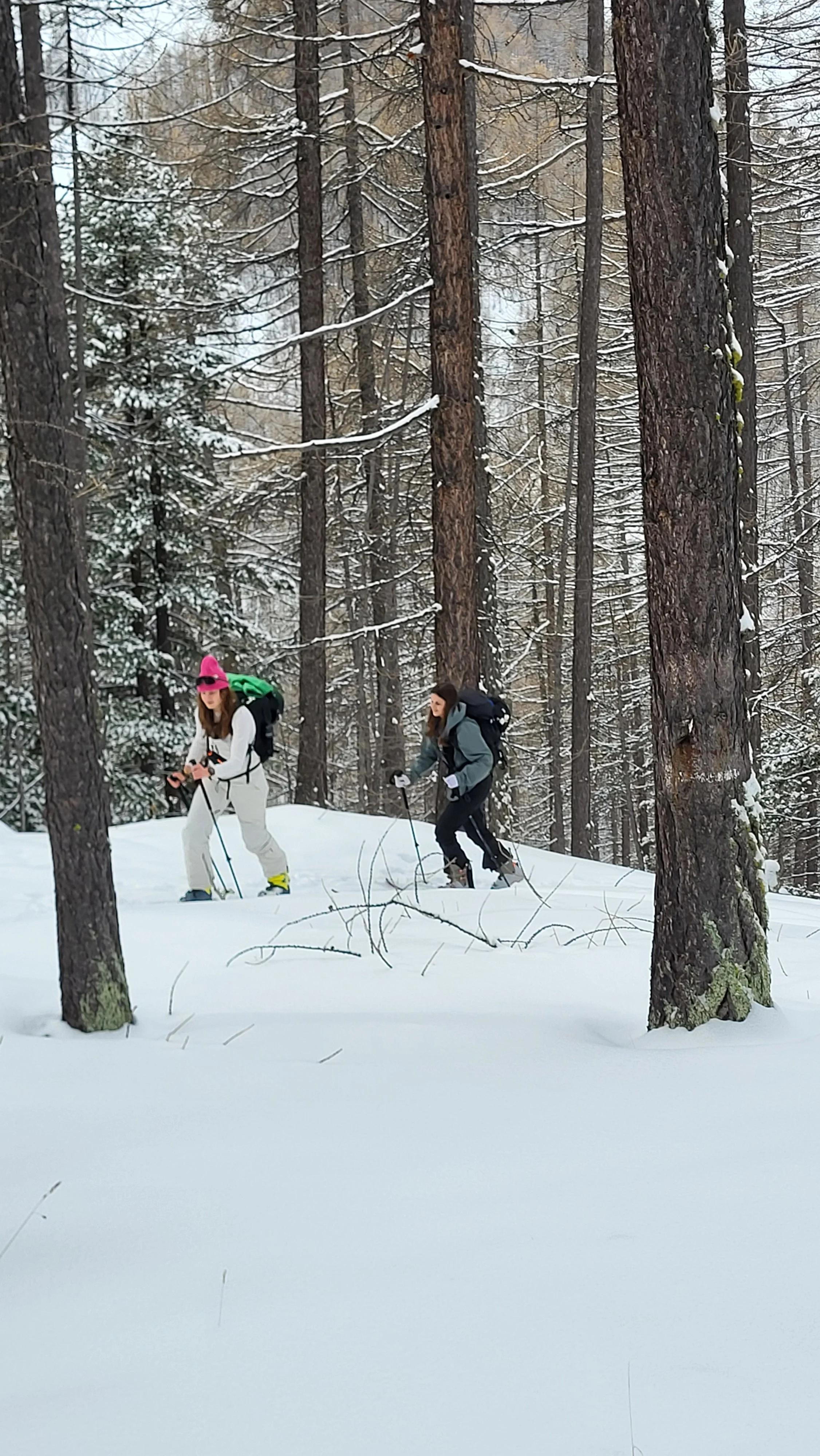 spot outdoor travel ski de randonnée dans le queyras