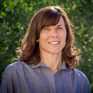 Head shot of Kathleen Merritt