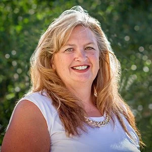 Professional head shot of Michelle Sharp