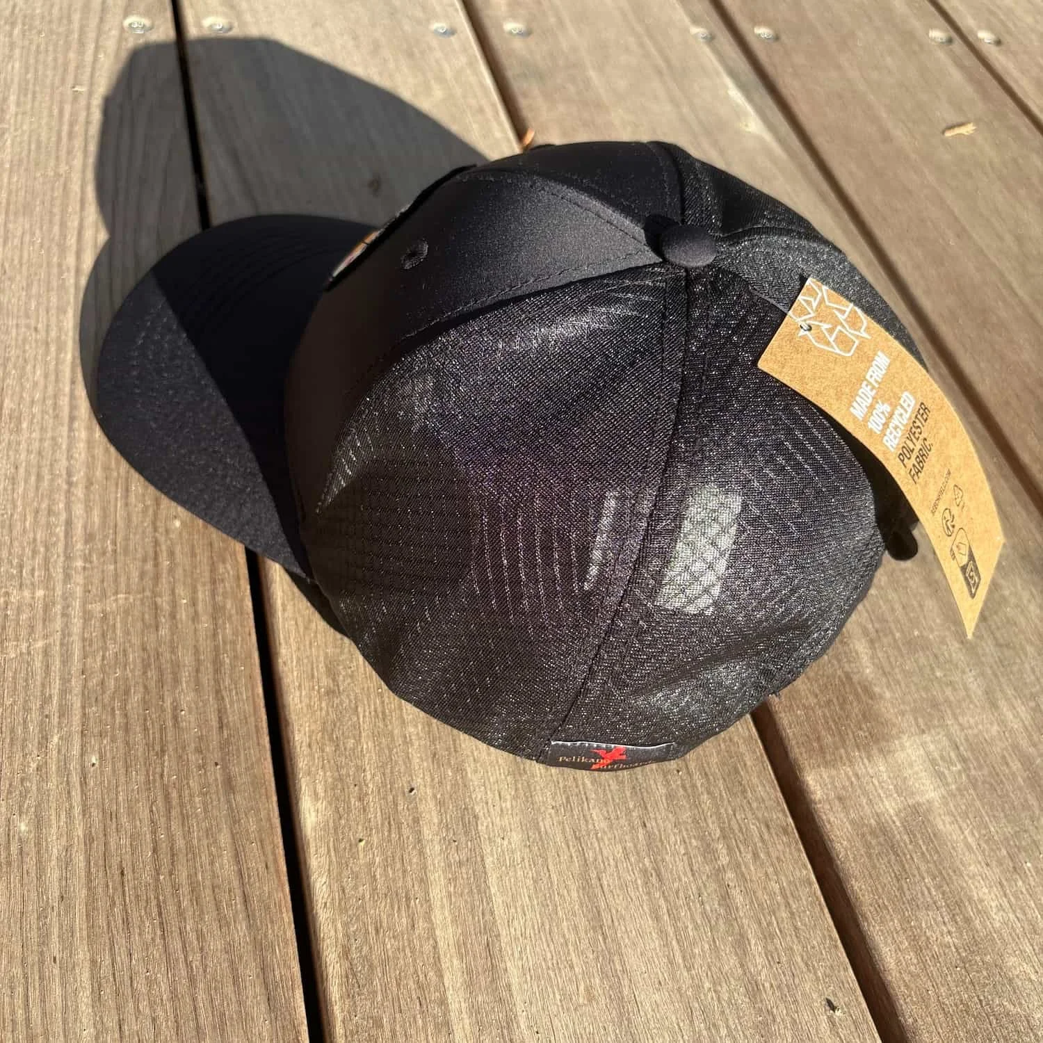 casquettes_noire_pelikano_2.jpg