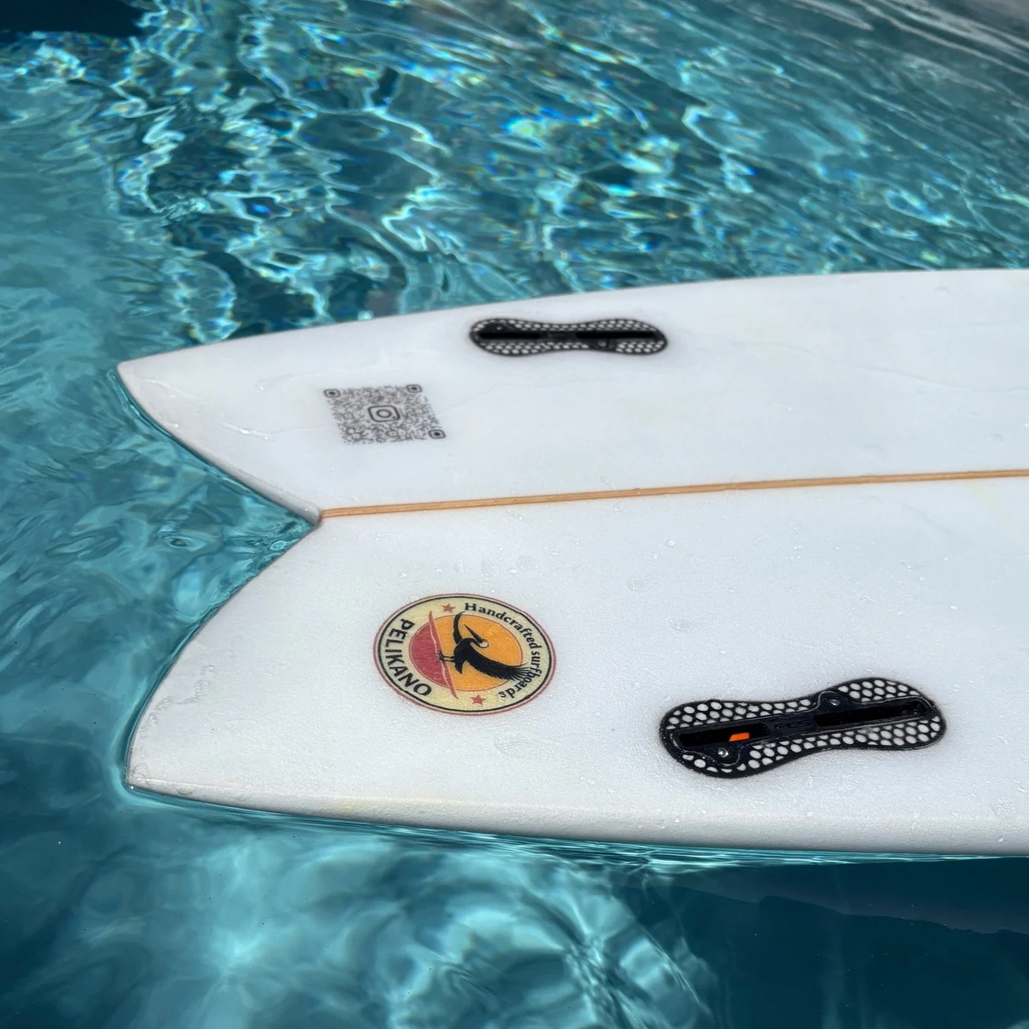 Twin-fish-surfboard-pelikano-7.jpg