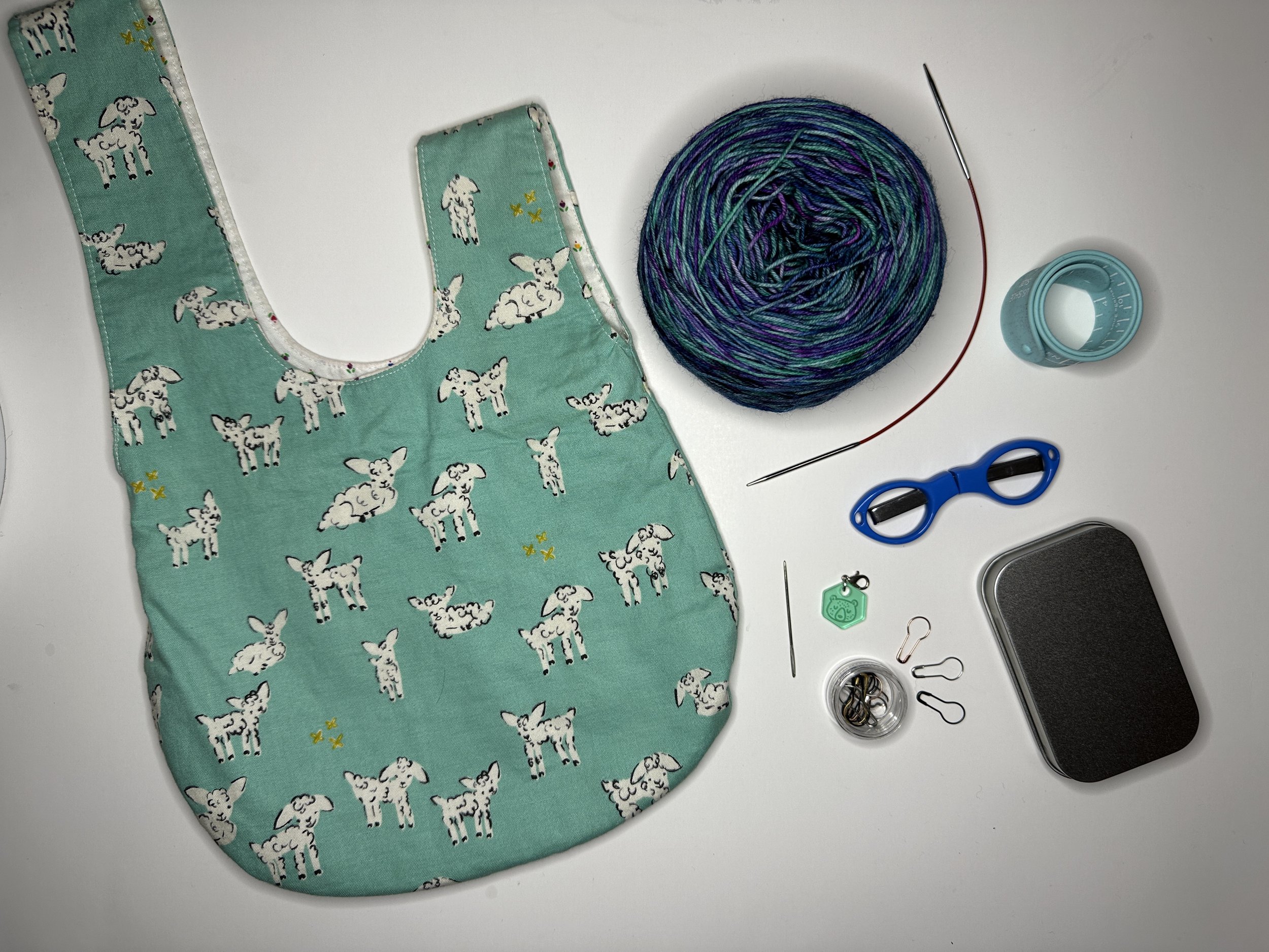 What’s in my sock knitting project bag?