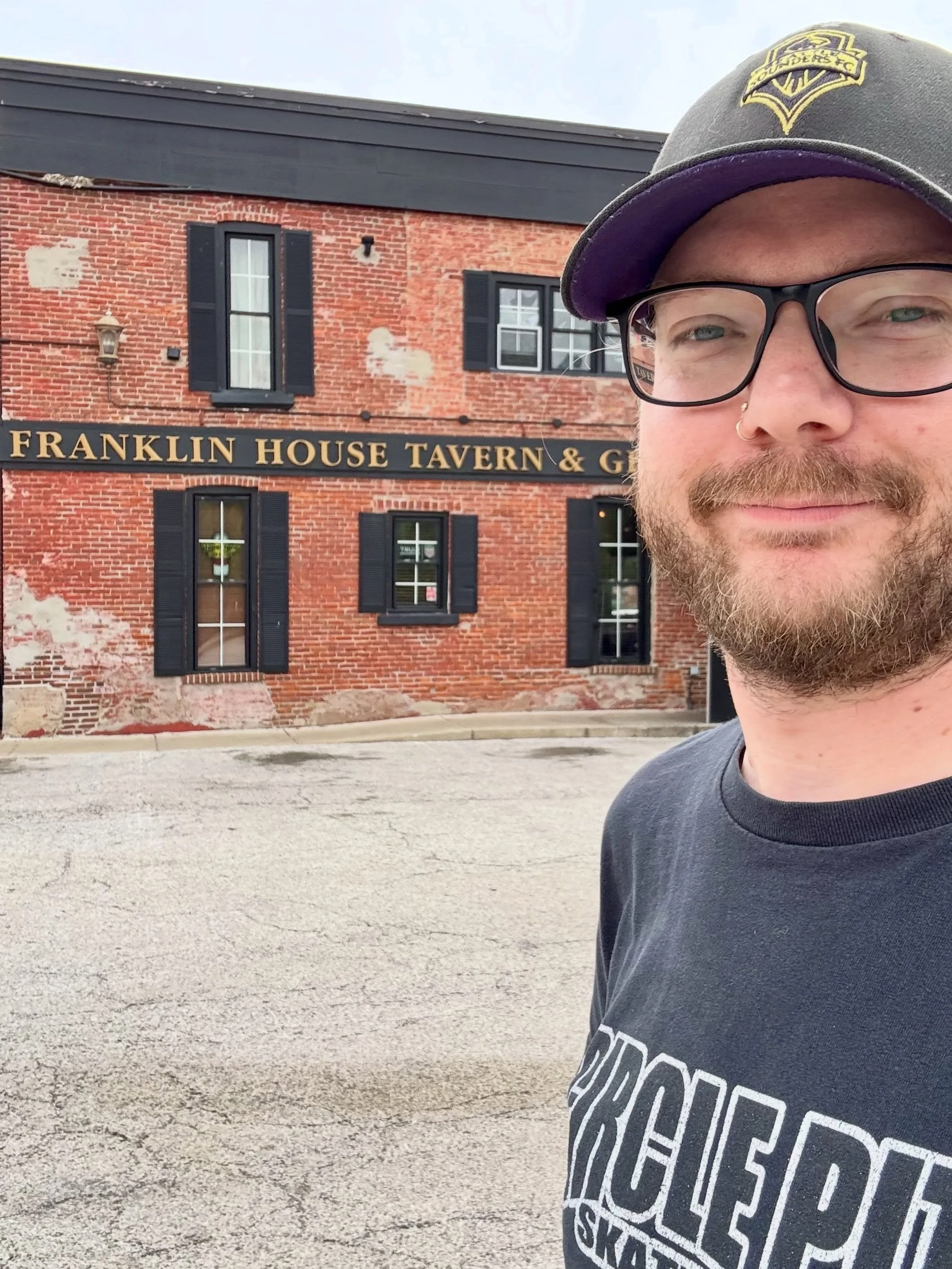 Joining the BOH staff at @franklinhouse doesn&rsquo;t seem real, but it is!

I&rsquo;m feeling so unbelievably lucky to be a part of the absolute baddesttttt dive bar team, anywhere in the world. 

Some of the most cherished (&amp; most forgettable) 