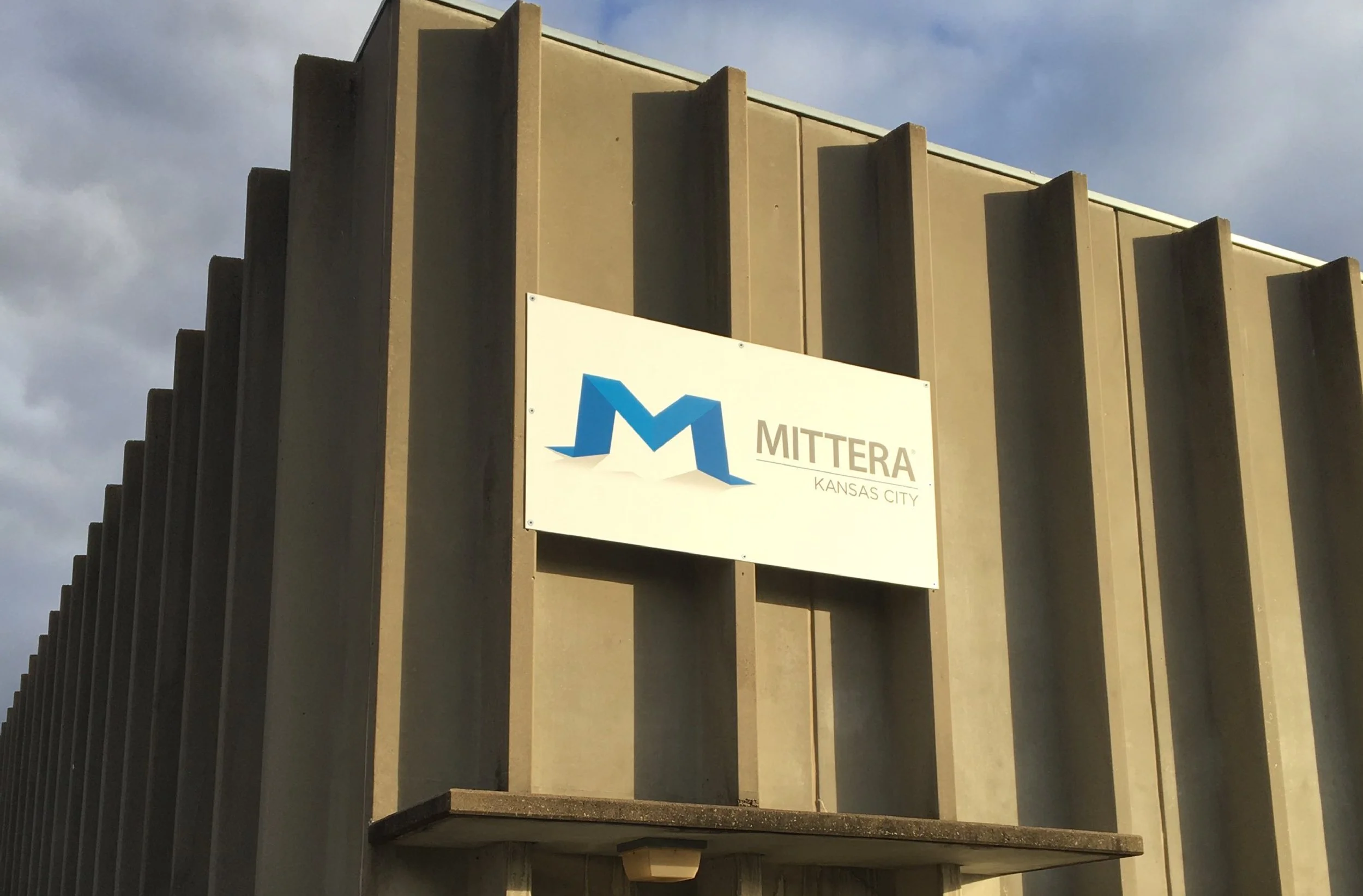 Mittera Cropped 2-01.jpg
