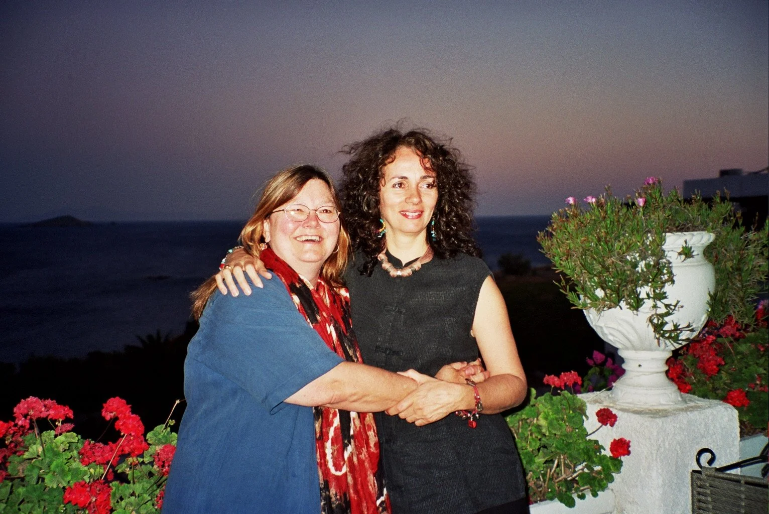 Dorothy and Amalia (2).JPG