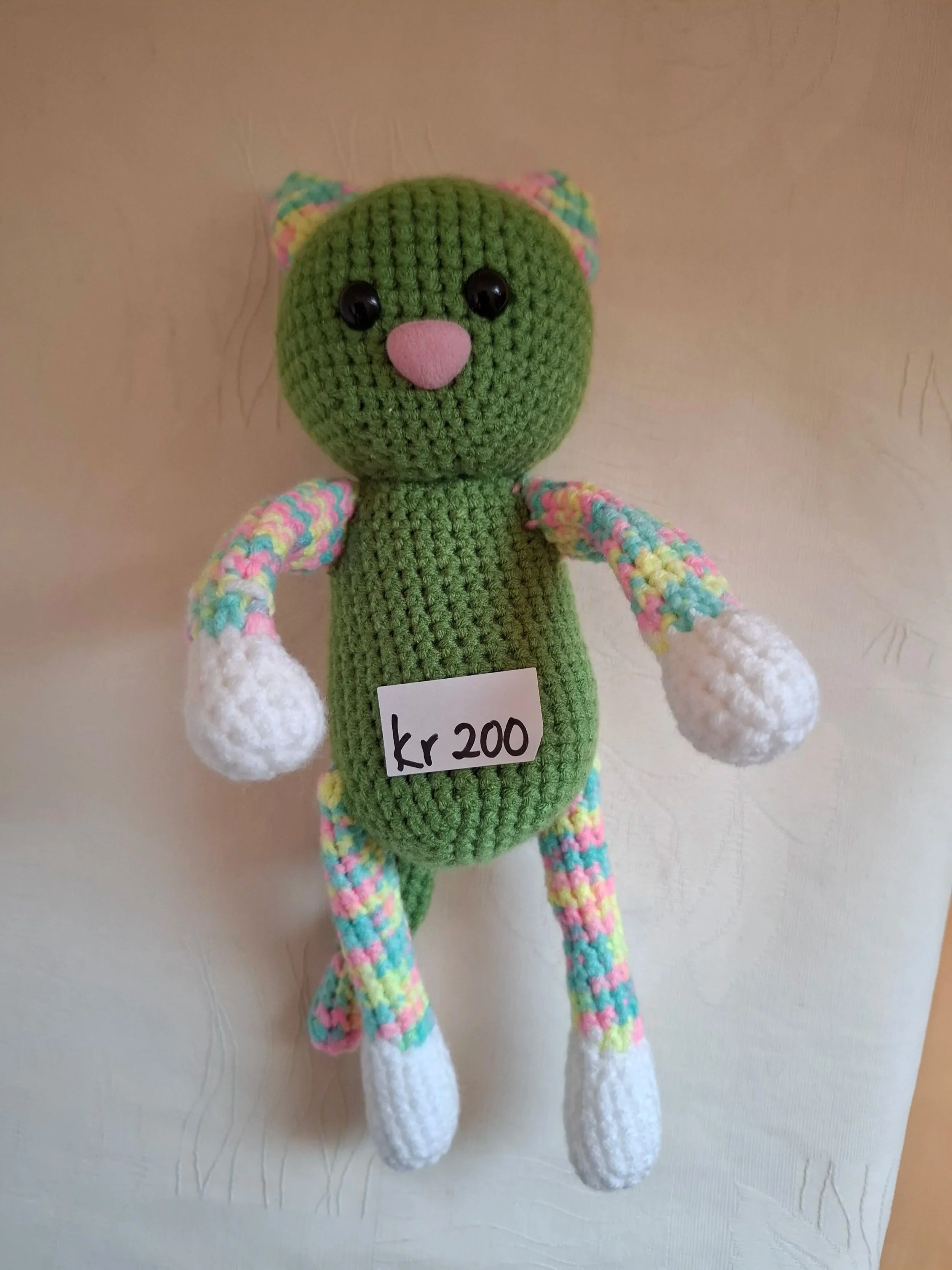 10224, høyde 26cm