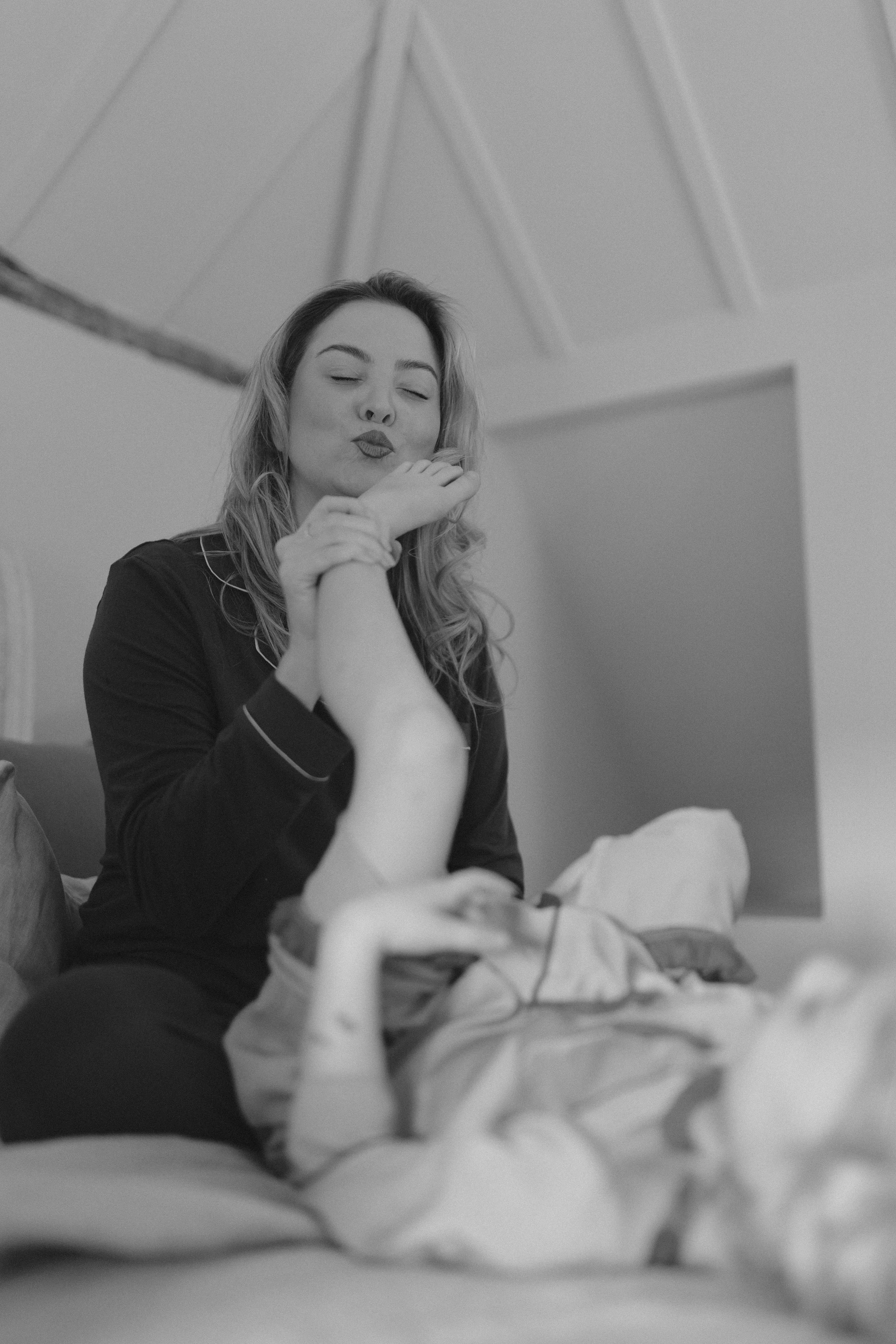 Young Couple Old House-376.jpg