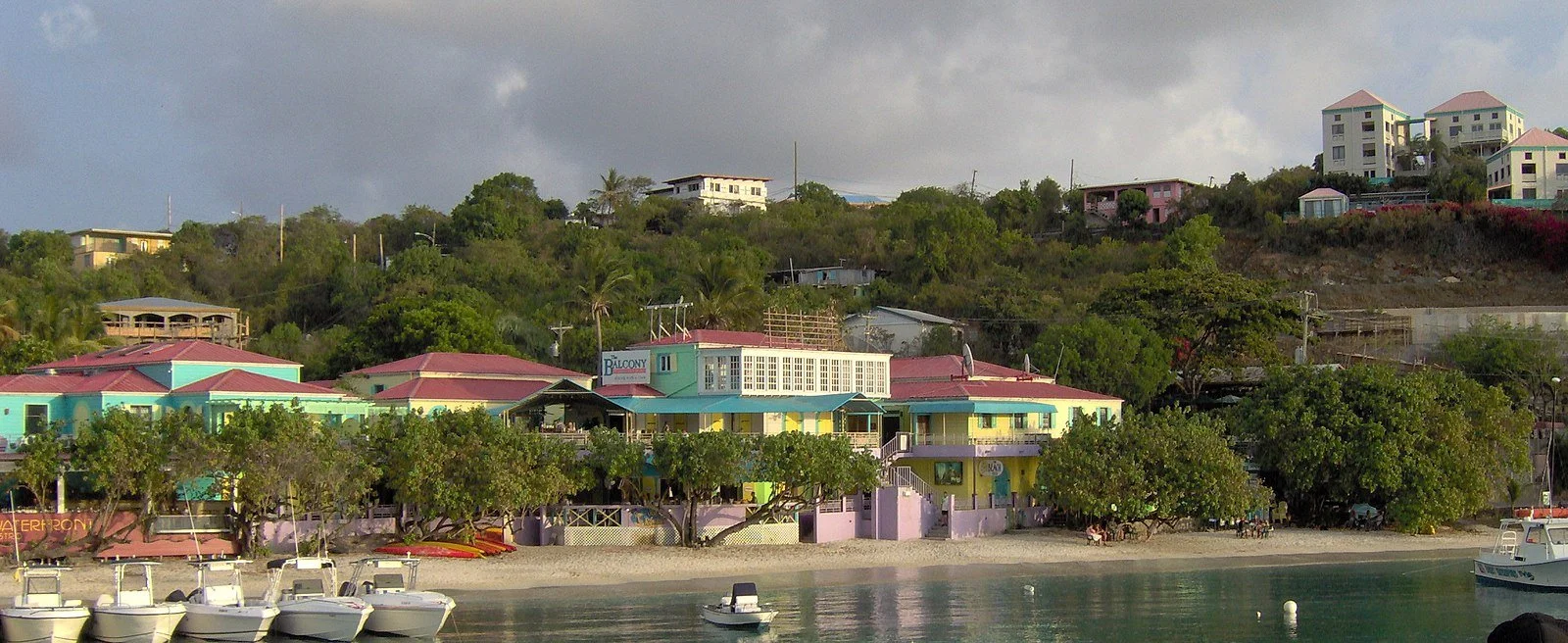 Beach Bar turns 25: a four-day music reunion in Cruz Bay