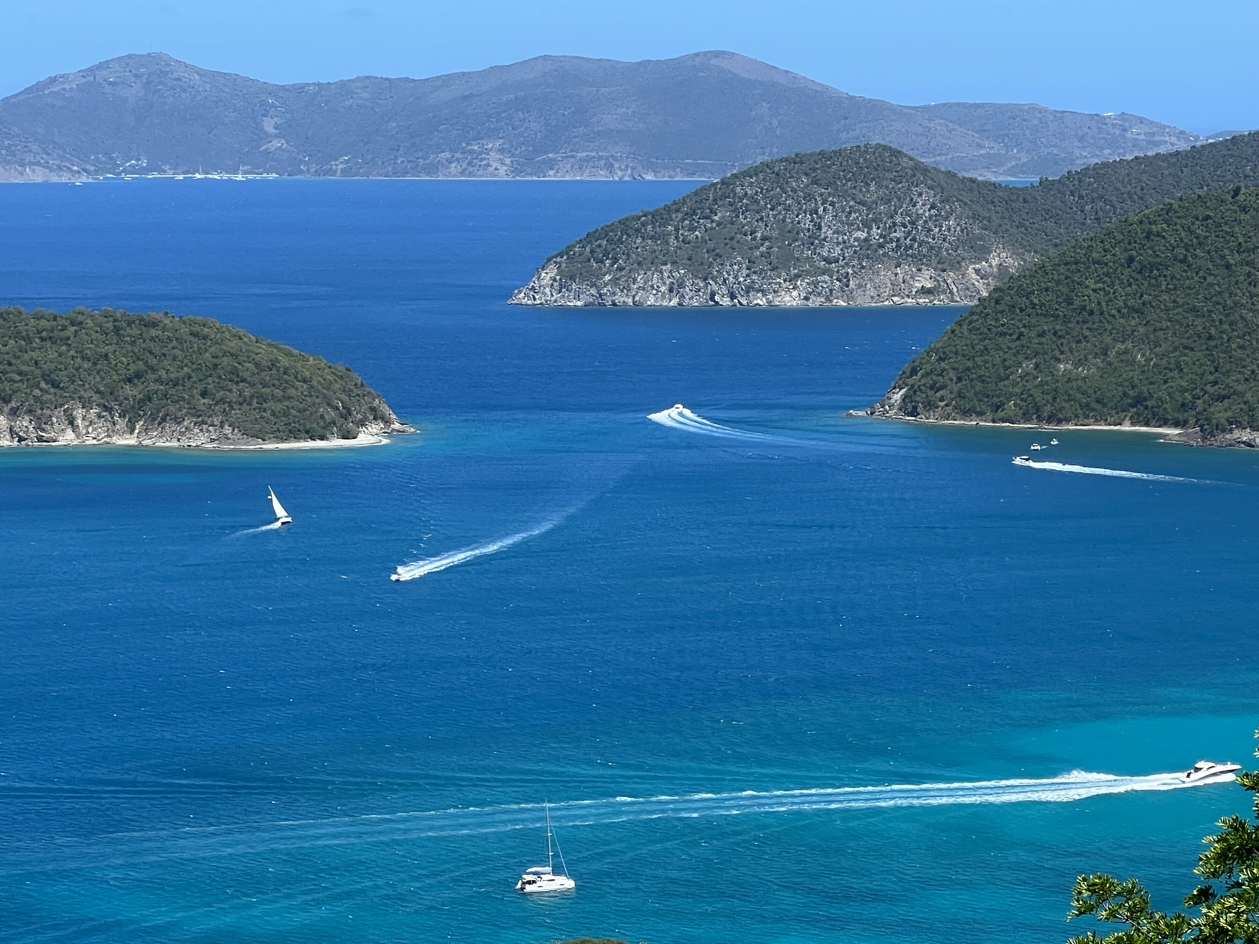 Boat traffic between Cinnamon, Maho, & Francis Bays
