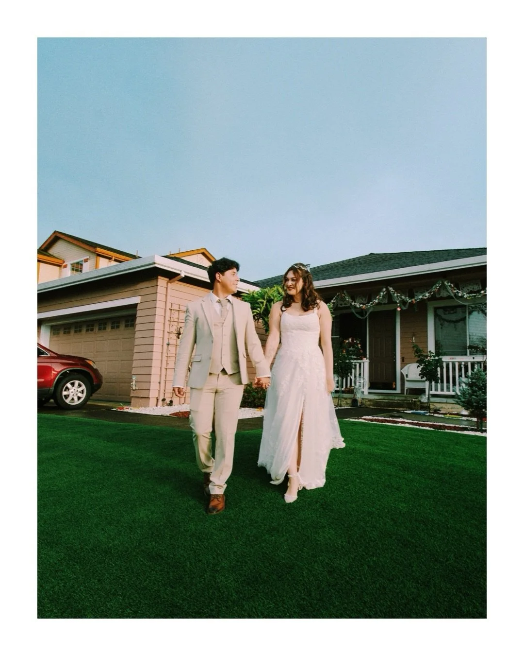 One of a kind wedding I second shot with @alexkurtsphotoandfilm at Armstrong Redwoods National park. It poured rain and strong winds blew throughout the day. Thankfully, we had umbrellas, determination and wonderful support - in the end the weather w
