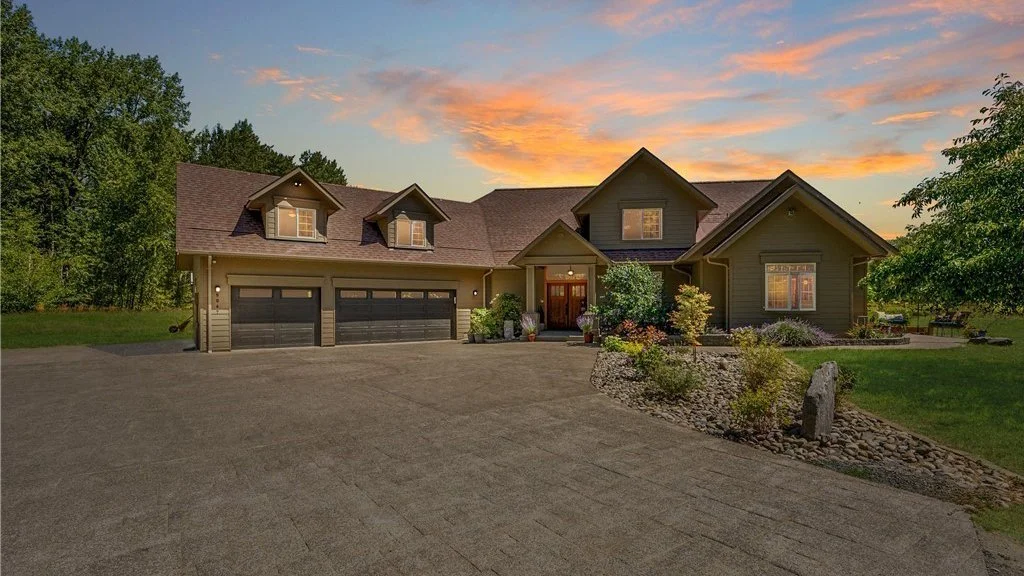 Street view of 5067 E 26th Dr Bellingham WA 98226