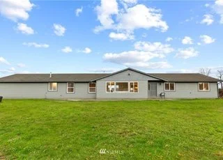 Back view of home at 12112 Roosevelt Rd, Snohomish, WA 98290