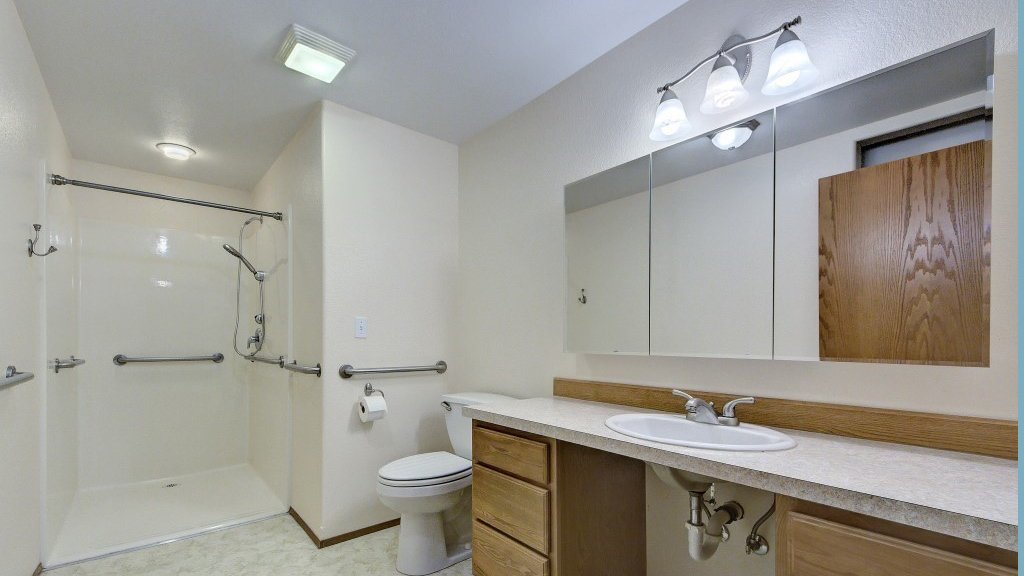 150 W Meyenburg Dr, Shelton, WA 98584 (14).jpg