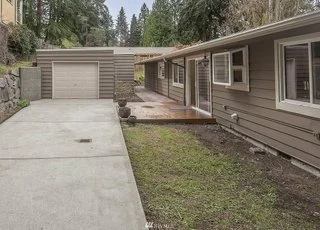 Driveway to garage and back of home at 19607 Heinz Pl, Lynnwood, WA 98036