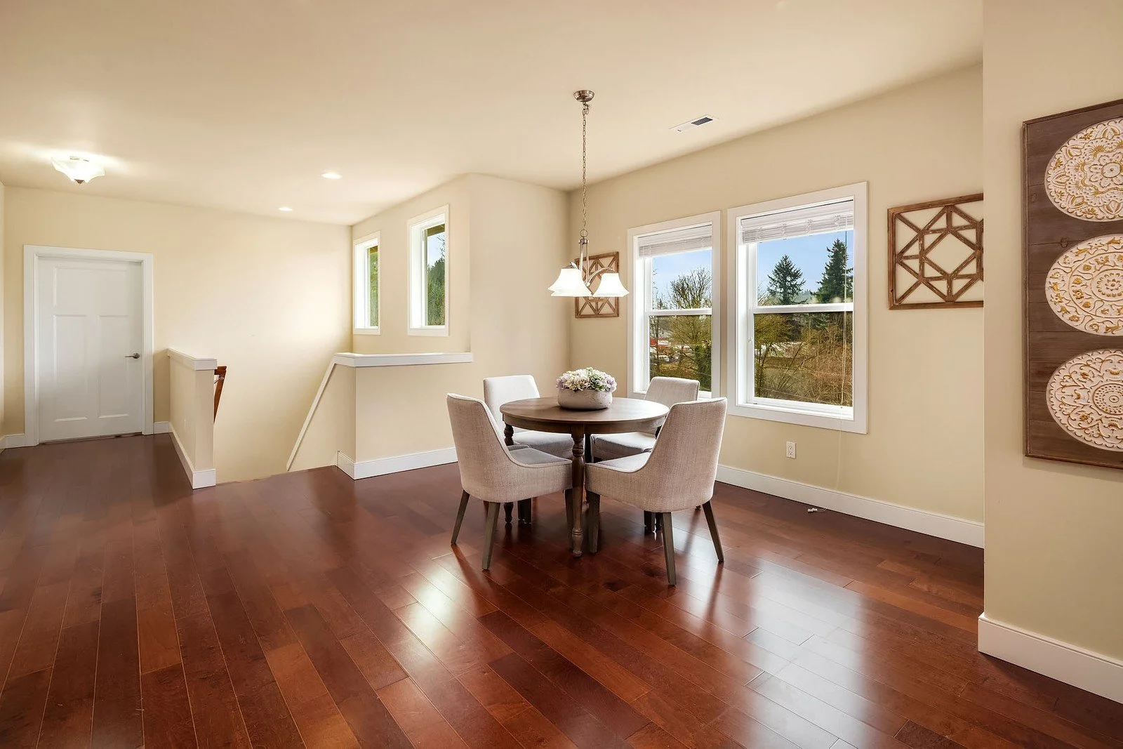 5041 240th Place SE Sammamish - Barry Long (10).jpg