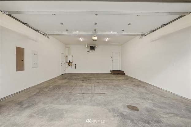 Garage at 112 Skyhawk Dr Toledo WA 98591