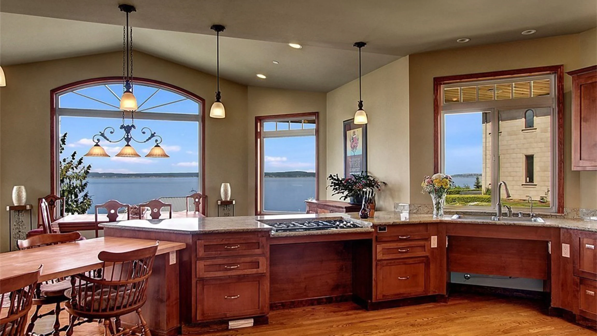 1311 Mukilteo Lane Mukilteo, WA 98275 - Alfred Bolin (15).jpg