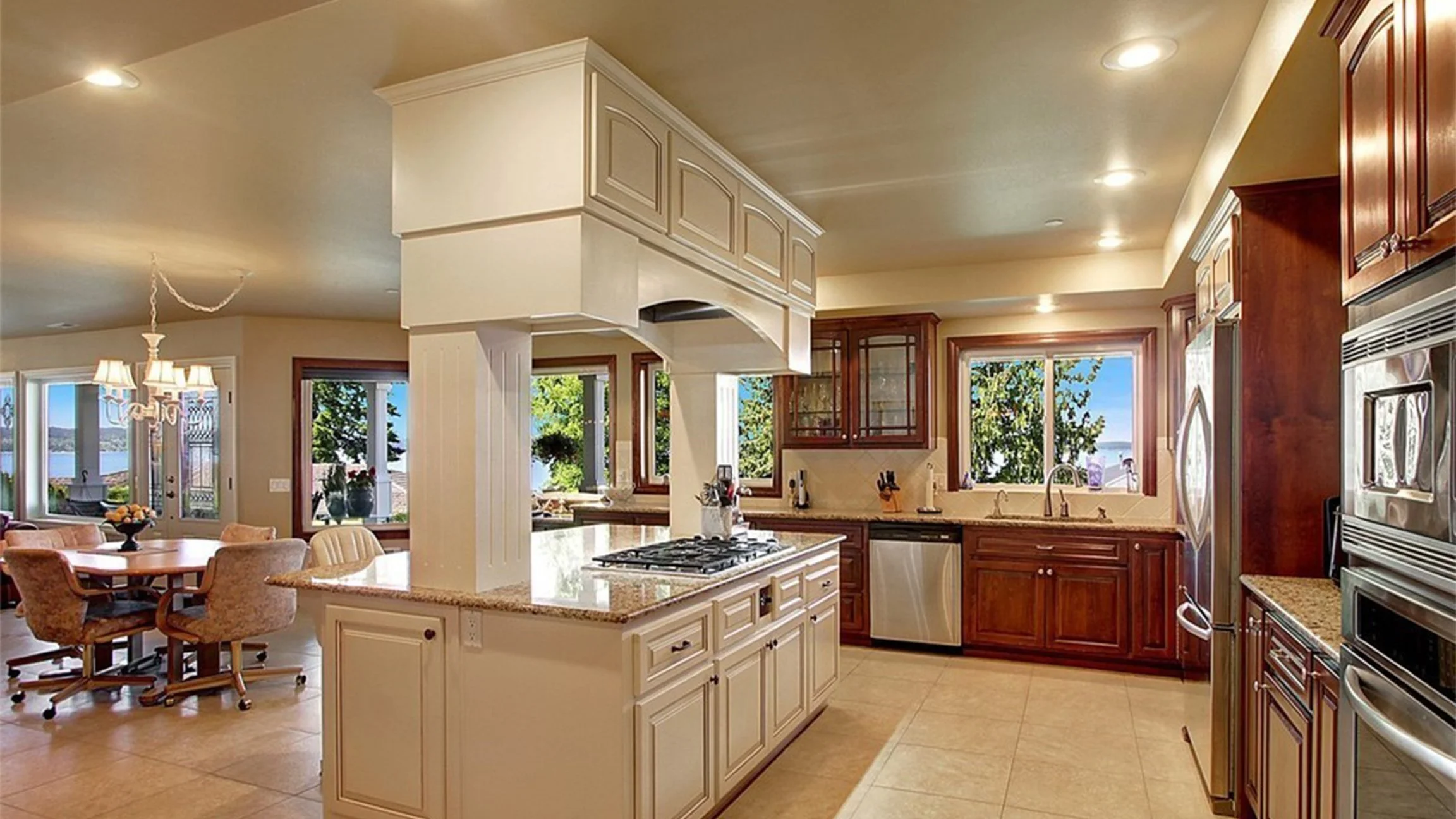 1311 Mukilteo Lane Mukilteo, WA 98275 - Alfred Bolin (27).jpg