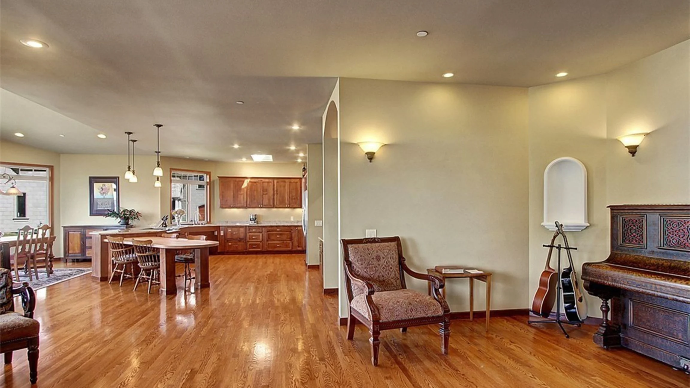 1311 Mukilteo Lane Mukilteo, WA 98275 - Alfred Bolin (10).jpg