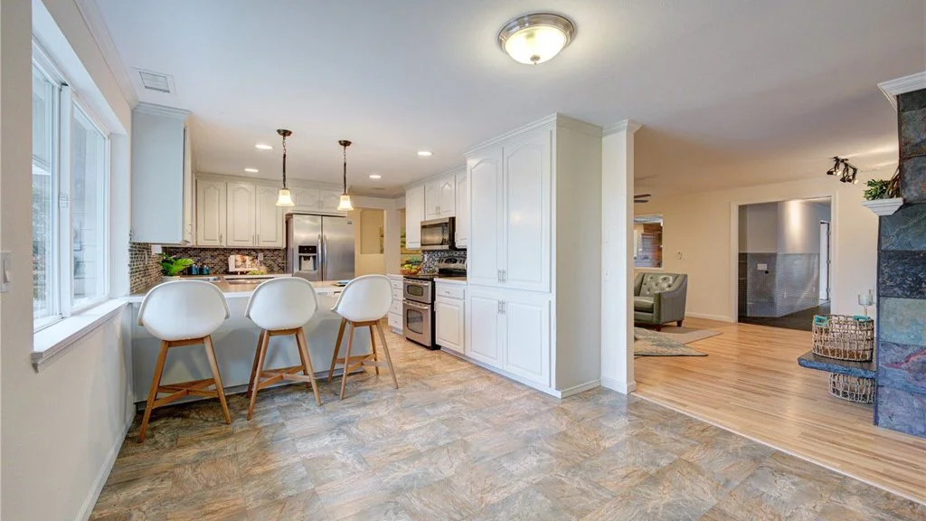 1405 Lake View Avenue - Snohomish, WA (8).jpg
