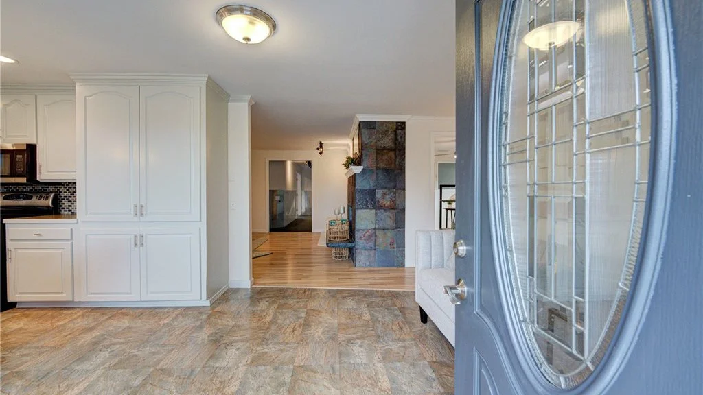 1405 Lake View Avenue - Snohomish, WA (2).jpg