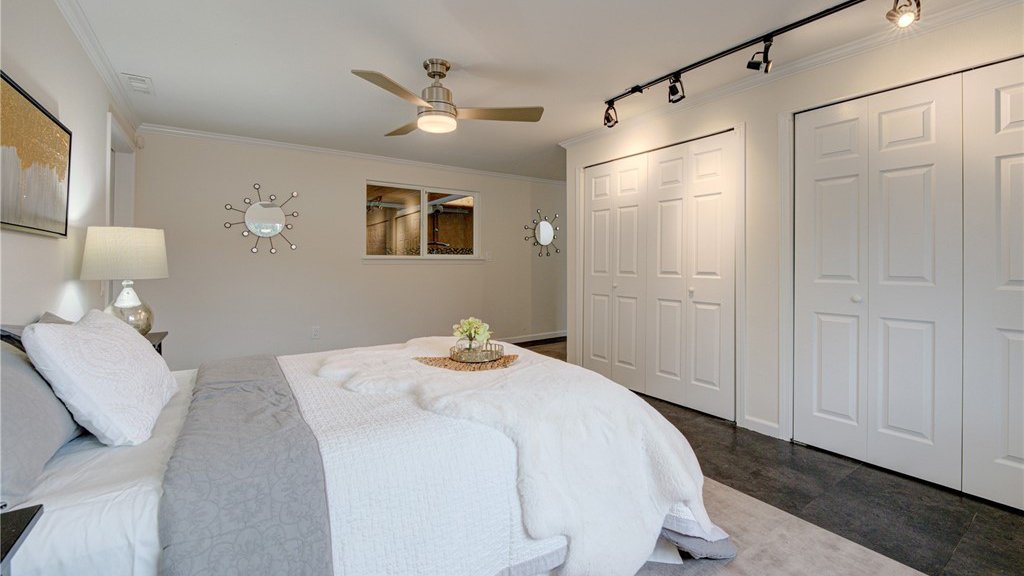 1405 Lake View Avenue - Snohomish, WA (13).jpg