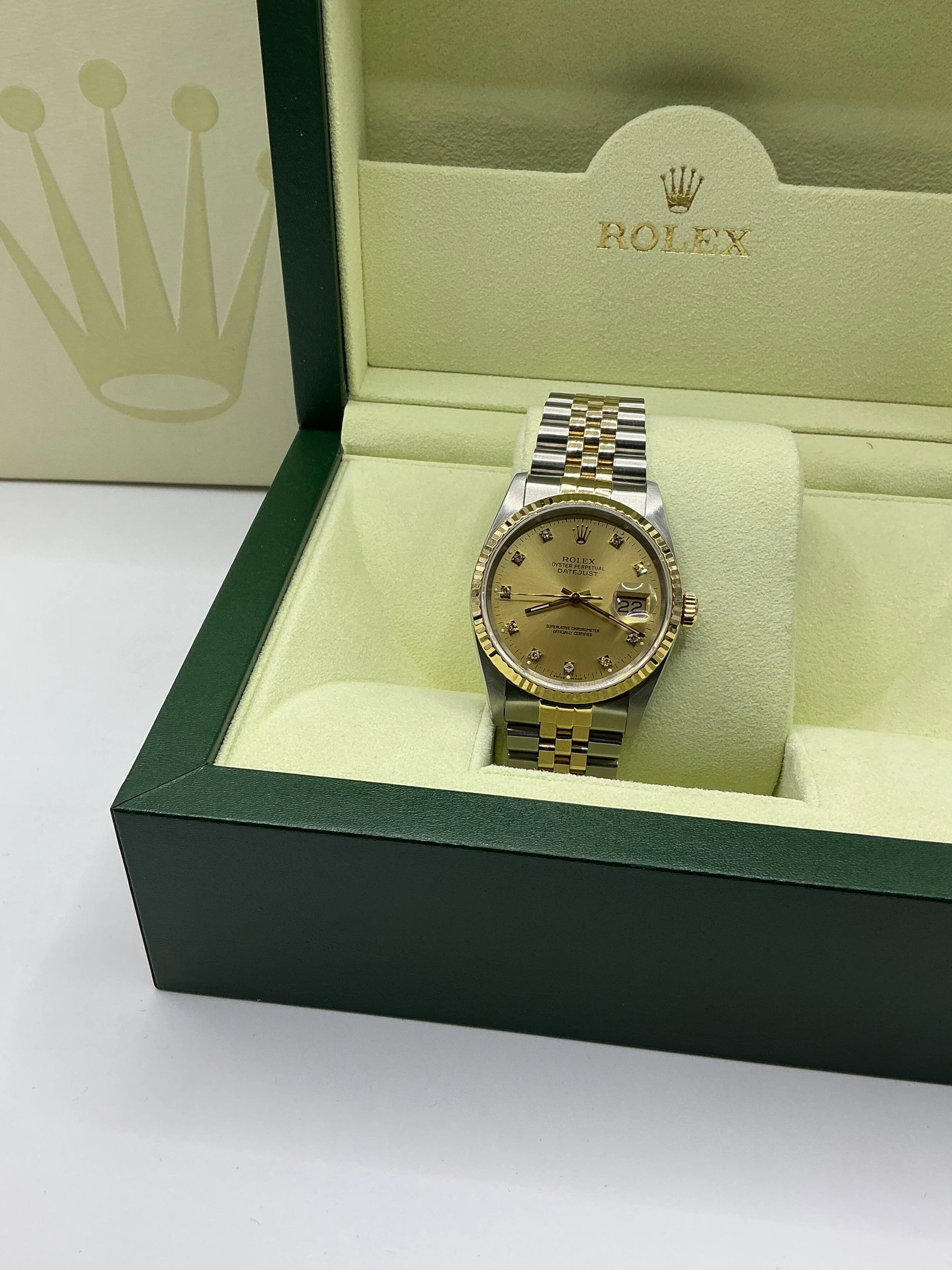 Rolex Datejust 36 Ref. 16233 — Champagne Diamond Dial | Box Included