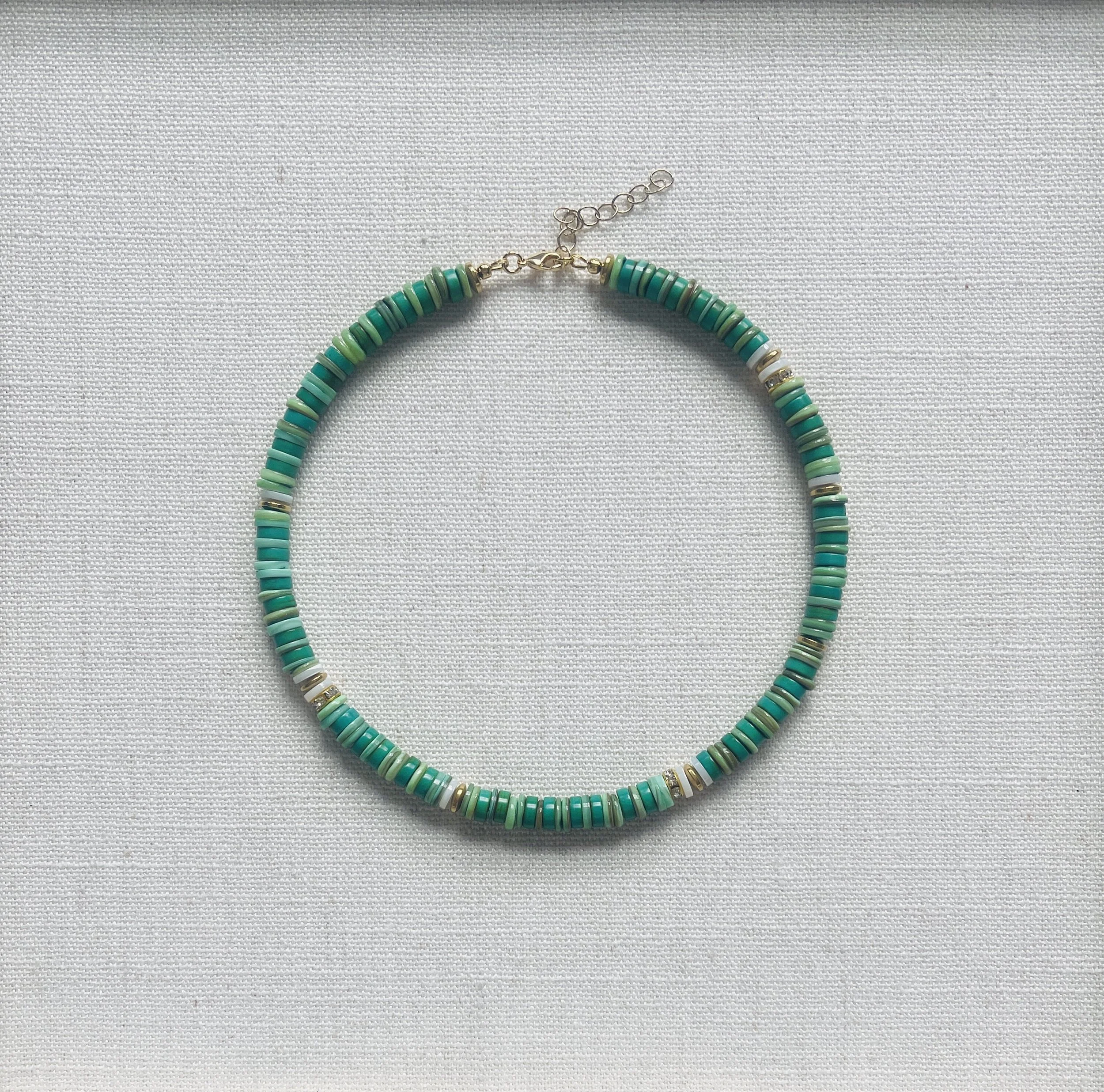 Emerald Heishi Collare