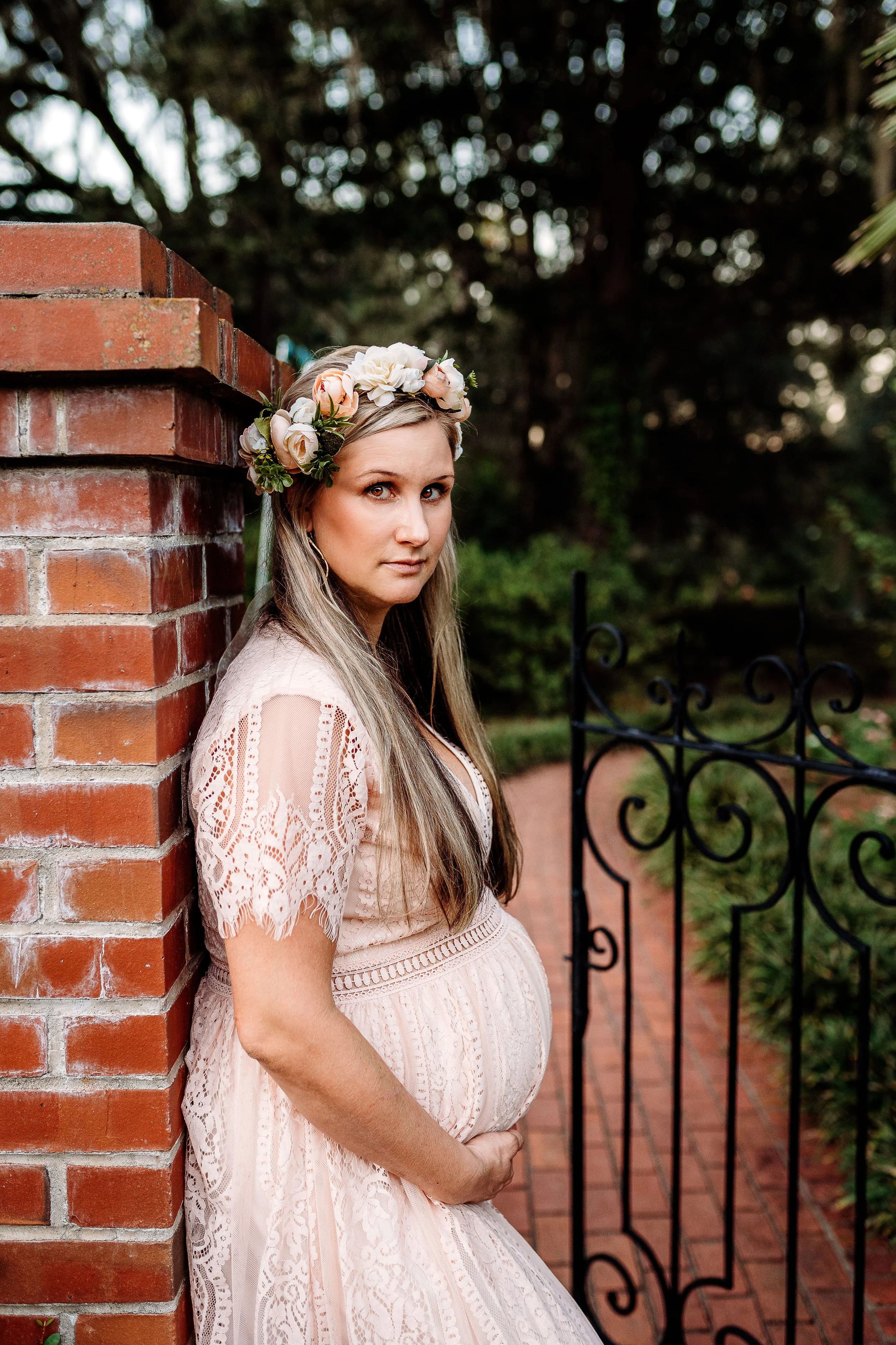 Outdoor natural light sunset maternity photography session at Alfred B. Maclay Gardens State Park in Tallahassee, Florida