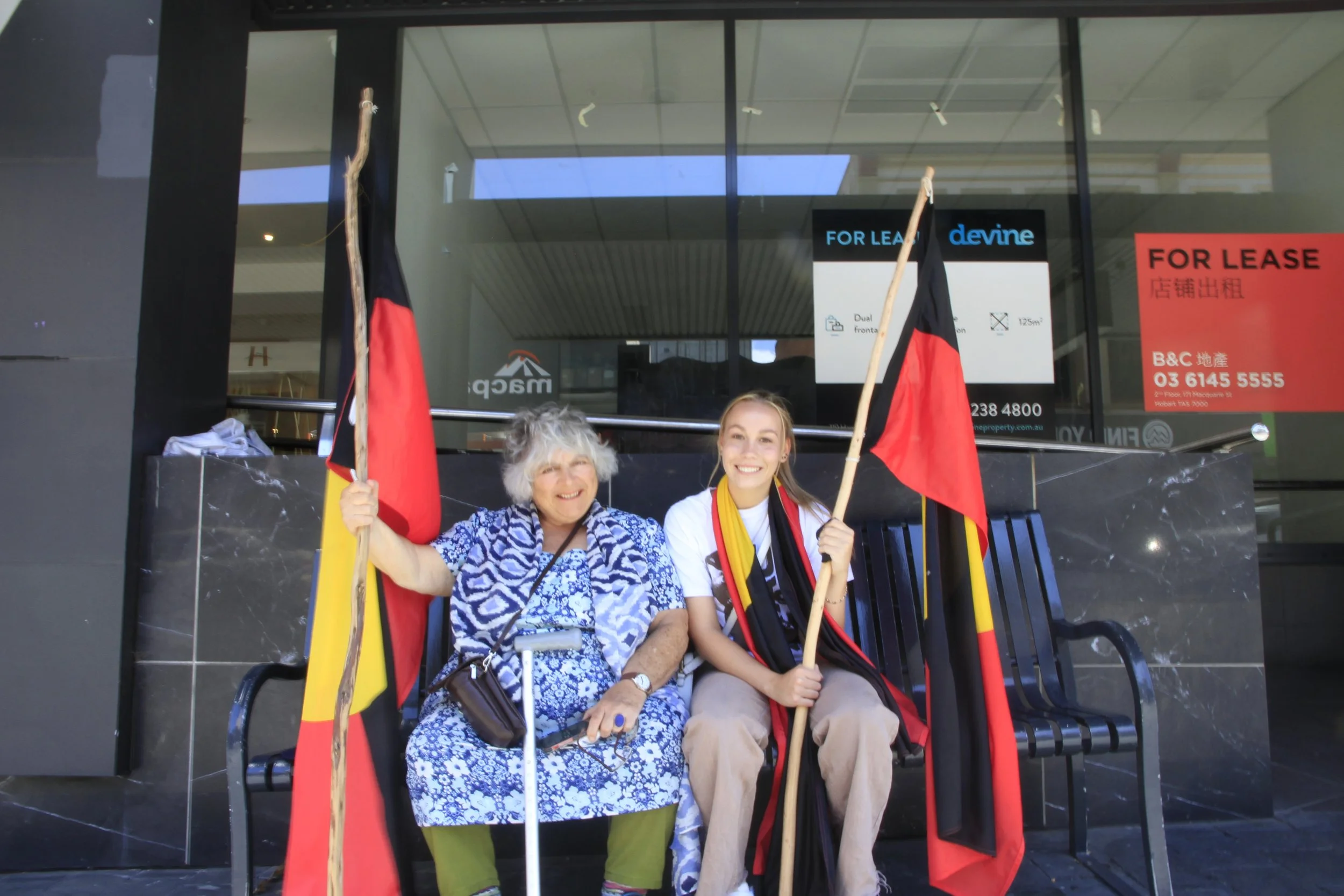 _MG_2785 Miriam and Kitana Mansell.JPG