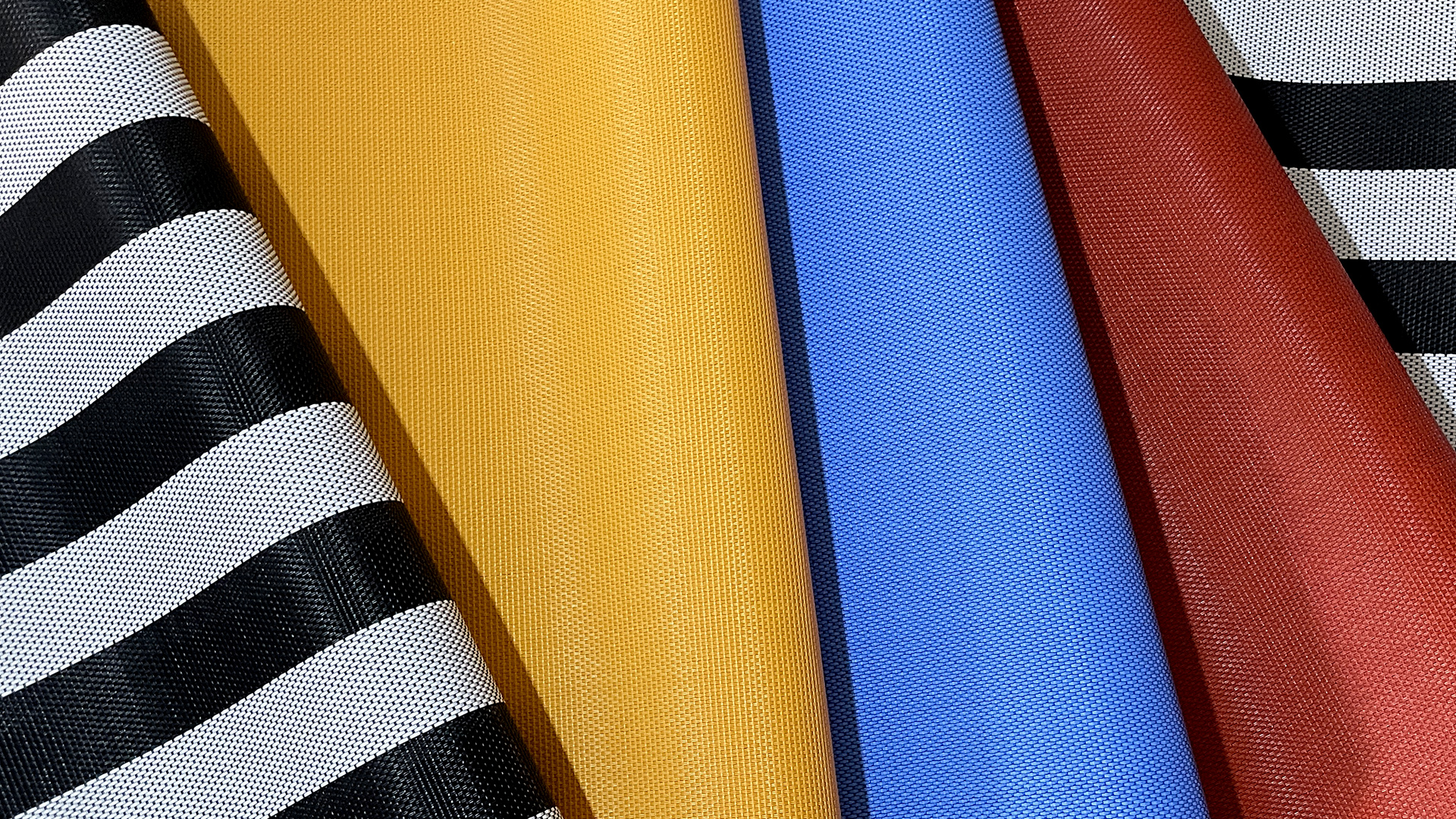 OUTDOOR STOCK ADDITIONS
Add a punch of color and functionality.