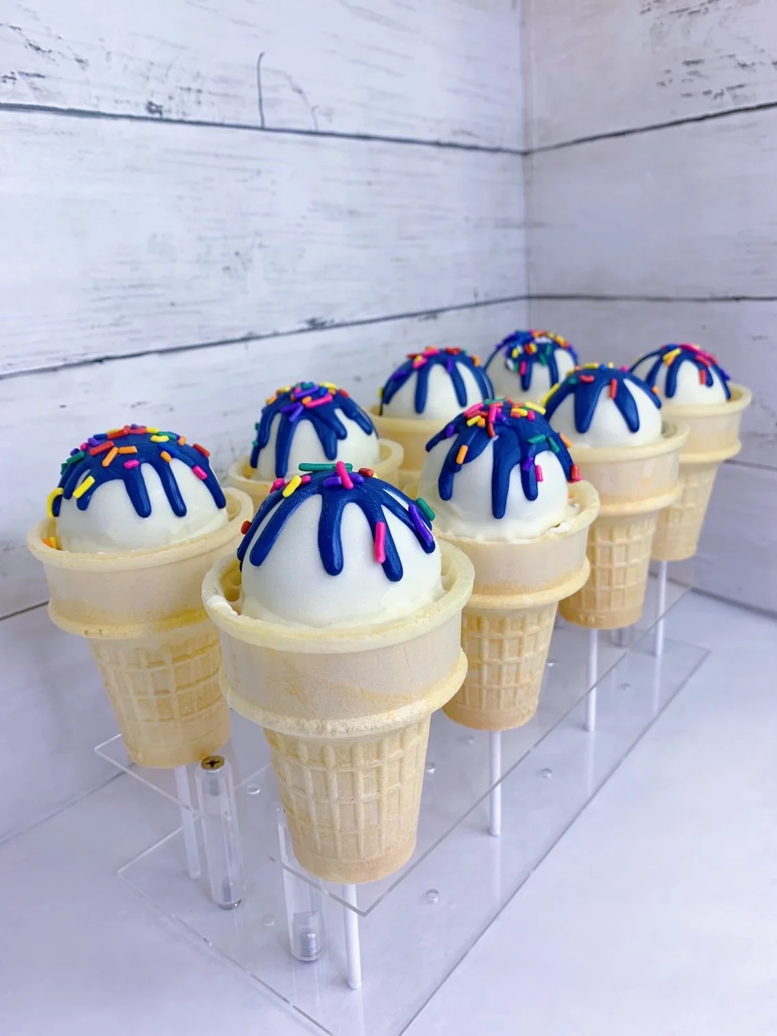 Cakepops & Cakesicles