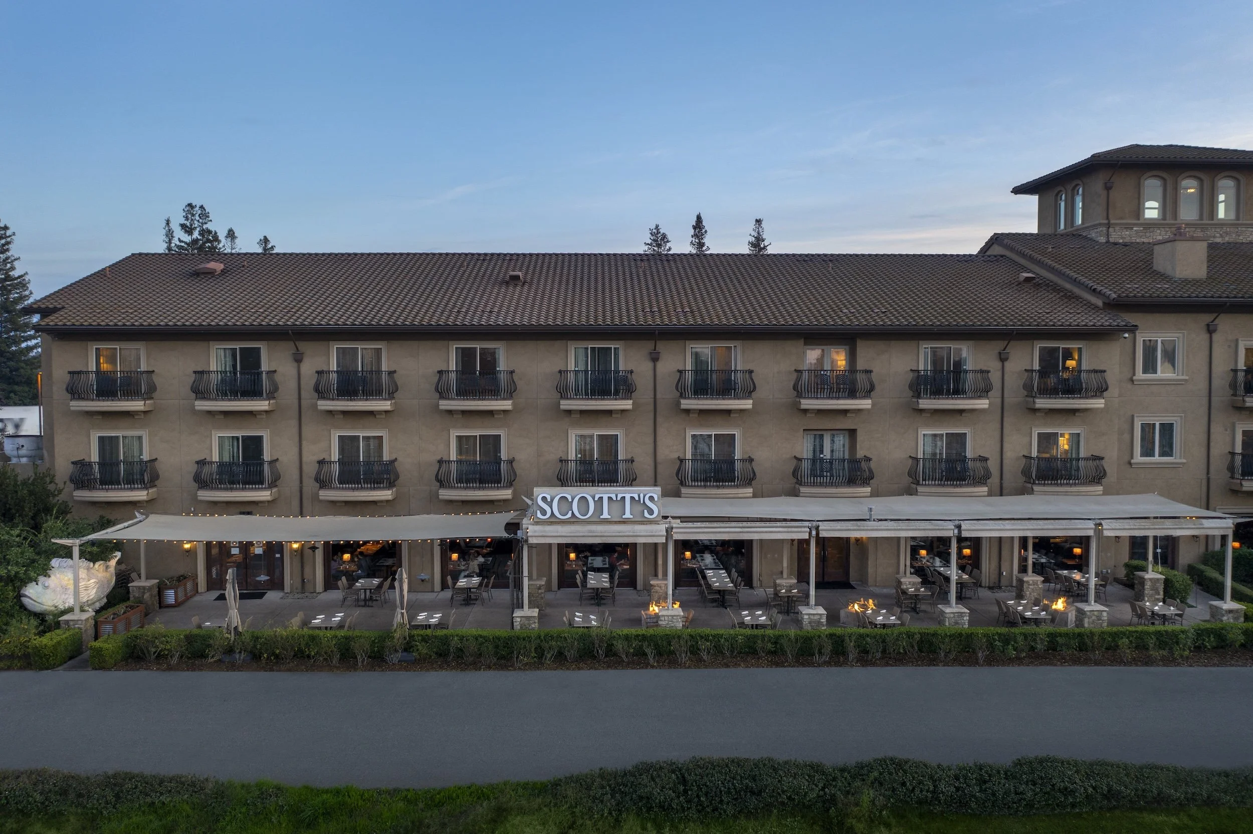 Scott's Seafood on The River