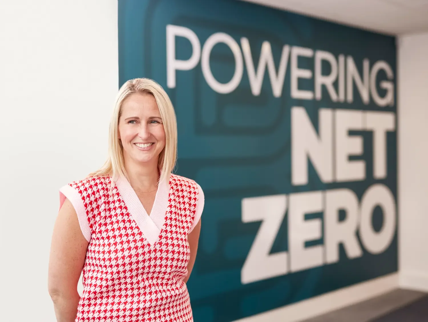 uk-commercial-real-estate-office-environment-photos.webp