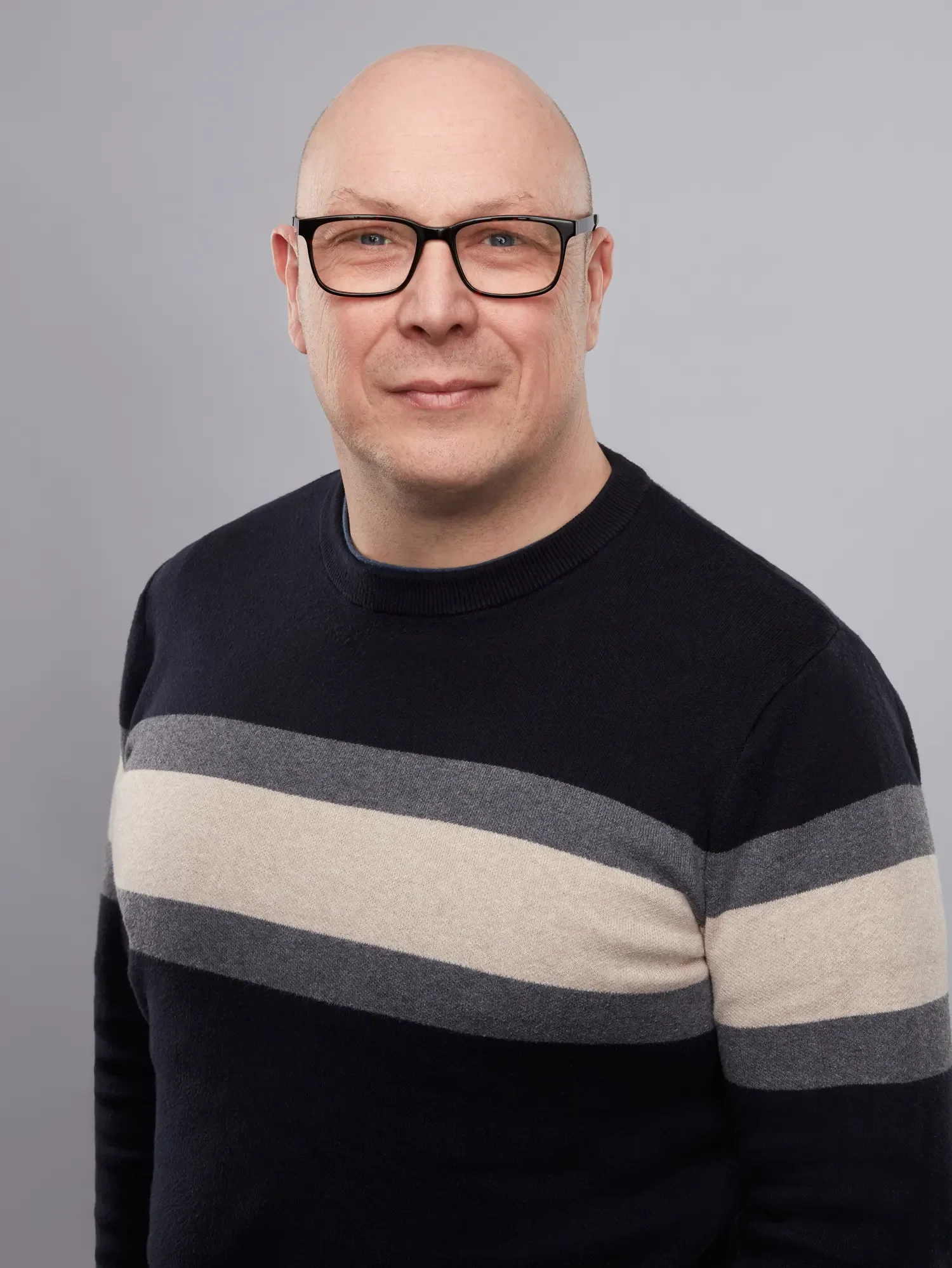 professional-staff-headshots-uk.webp