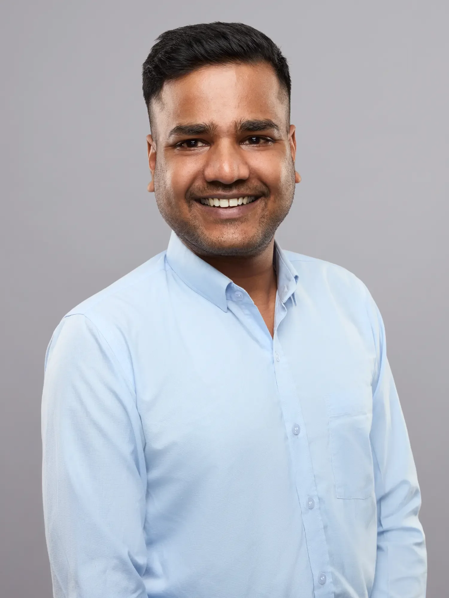 business-employee-headshots-uk.webp