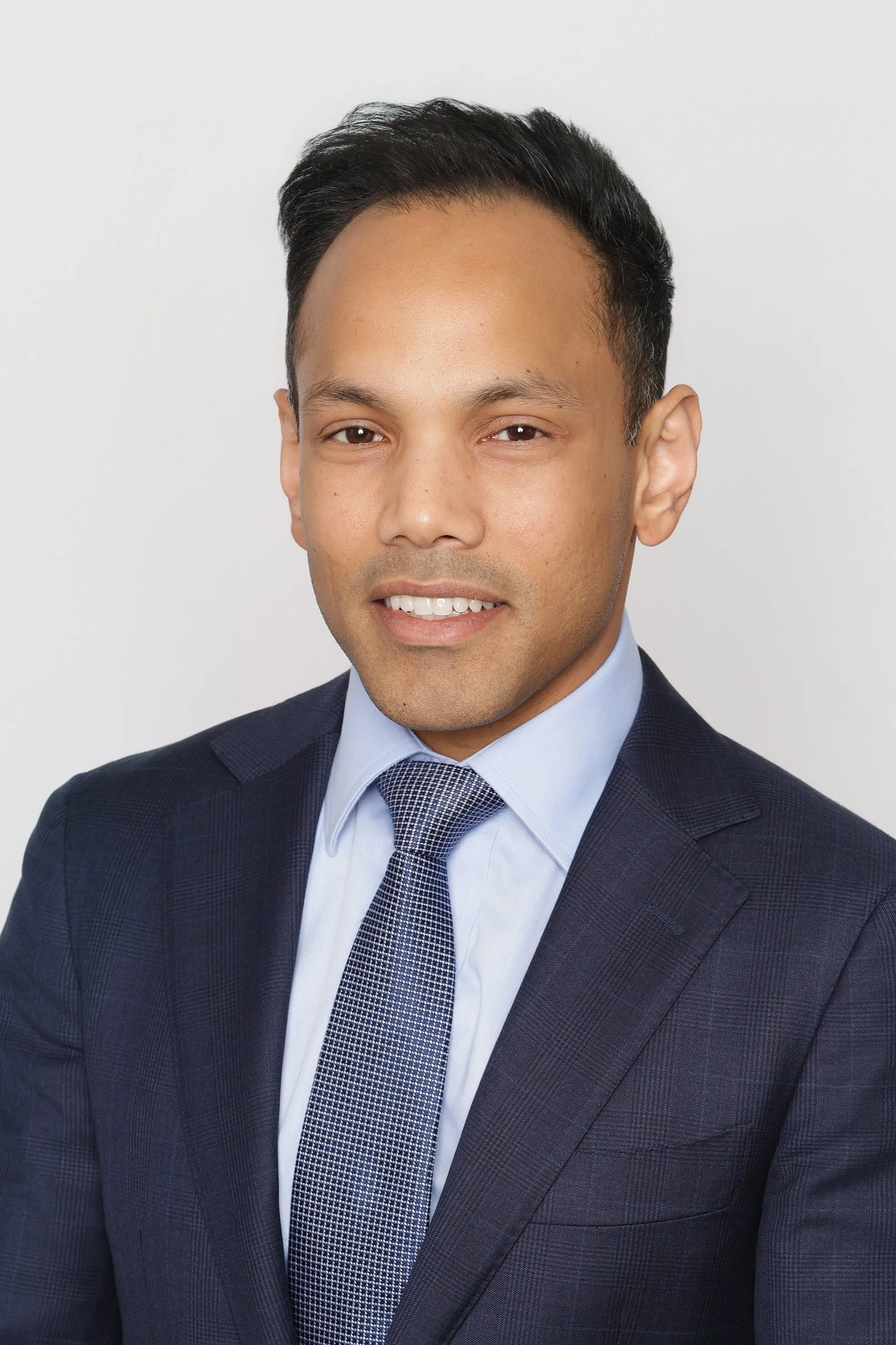 Rashik Ahmed | Senior Associate