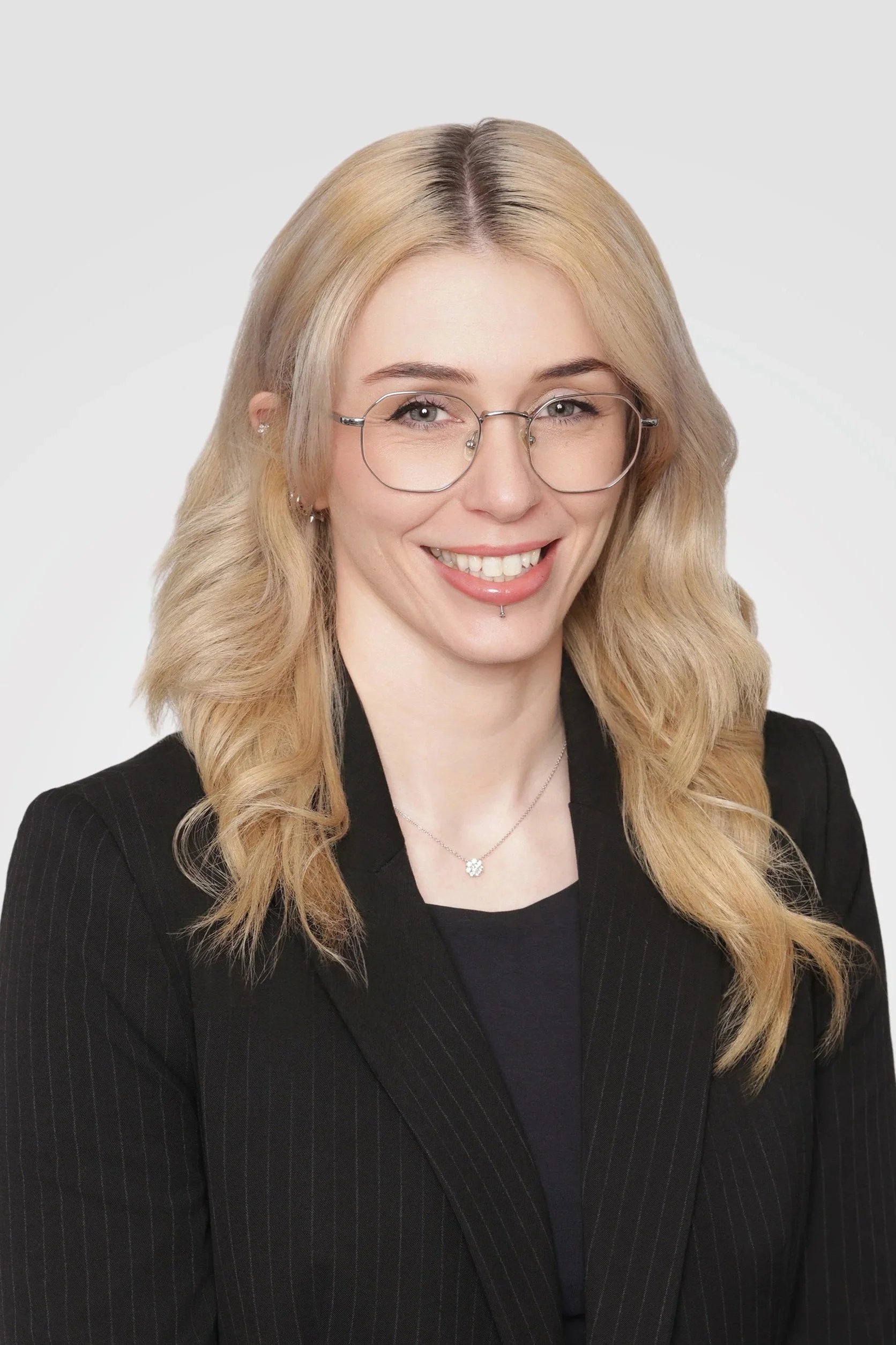 Francesca Barnes | Senior Associate