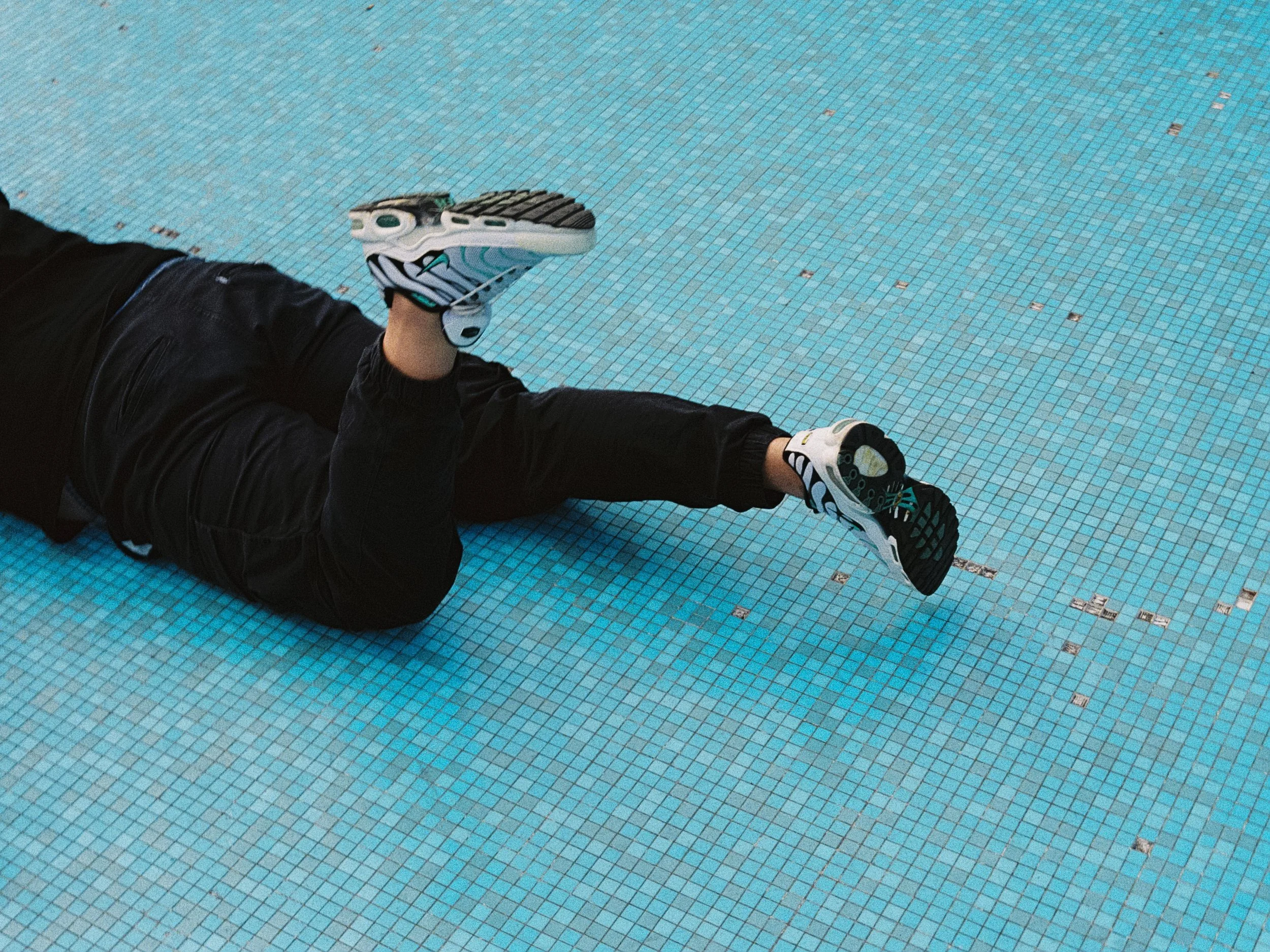 Kevin Schulzbus-04.jpg