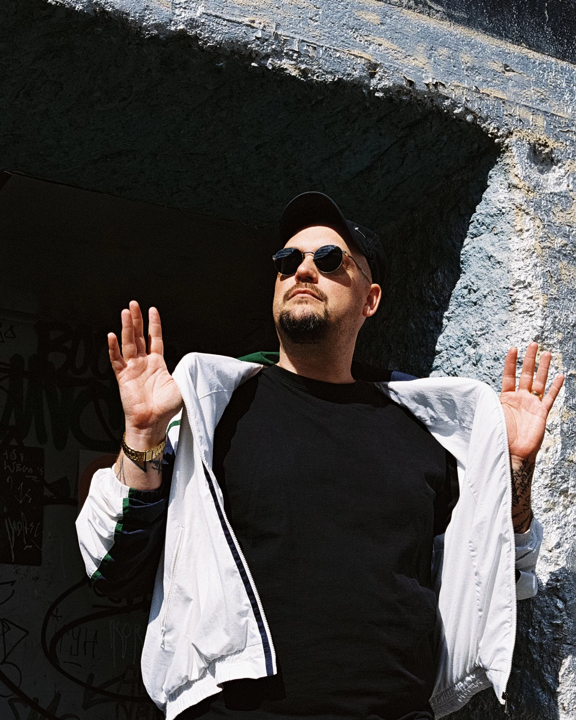 Kevin Schulzbus-14.jpg