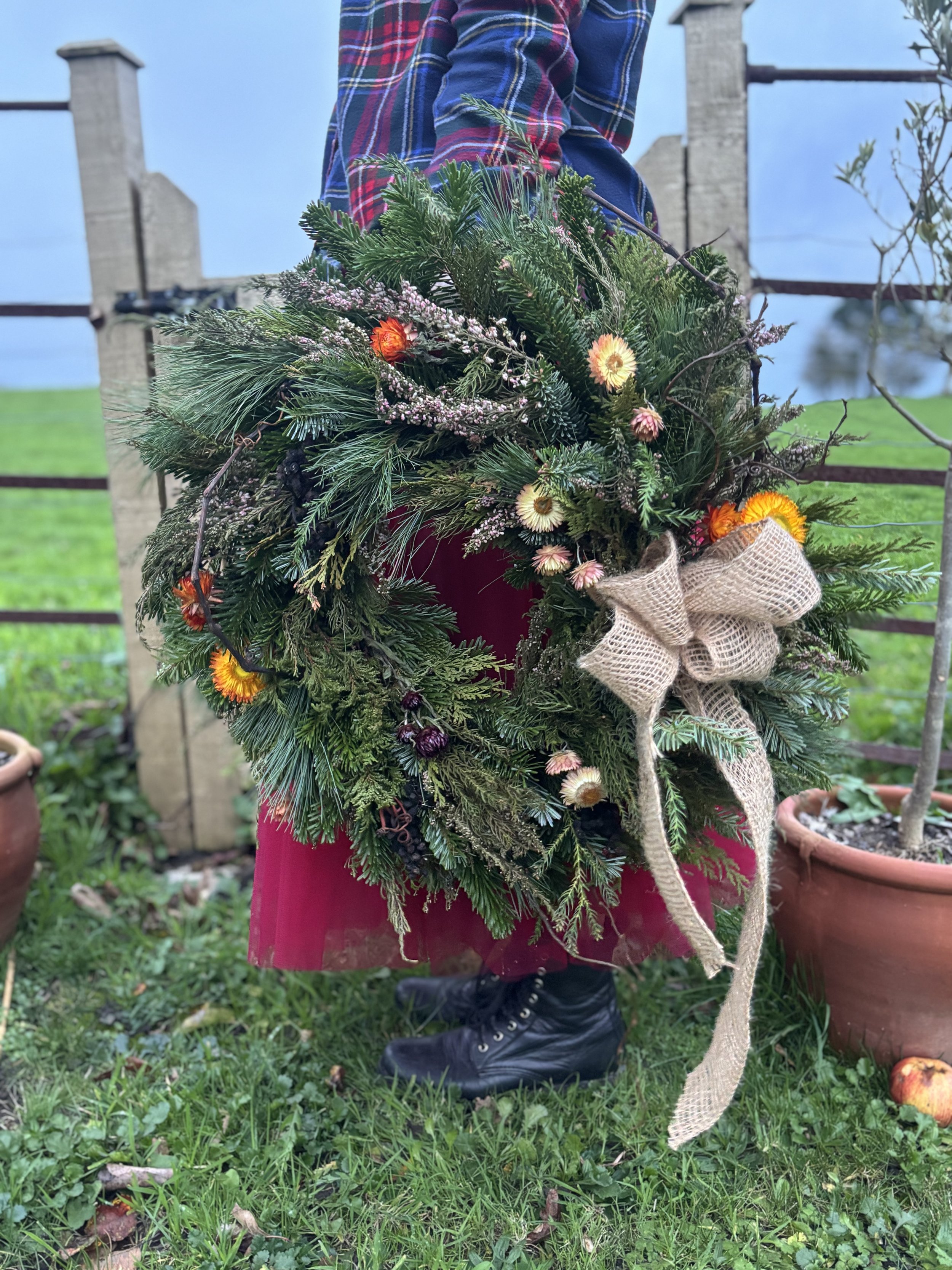 T & T Signature Festive Wreath