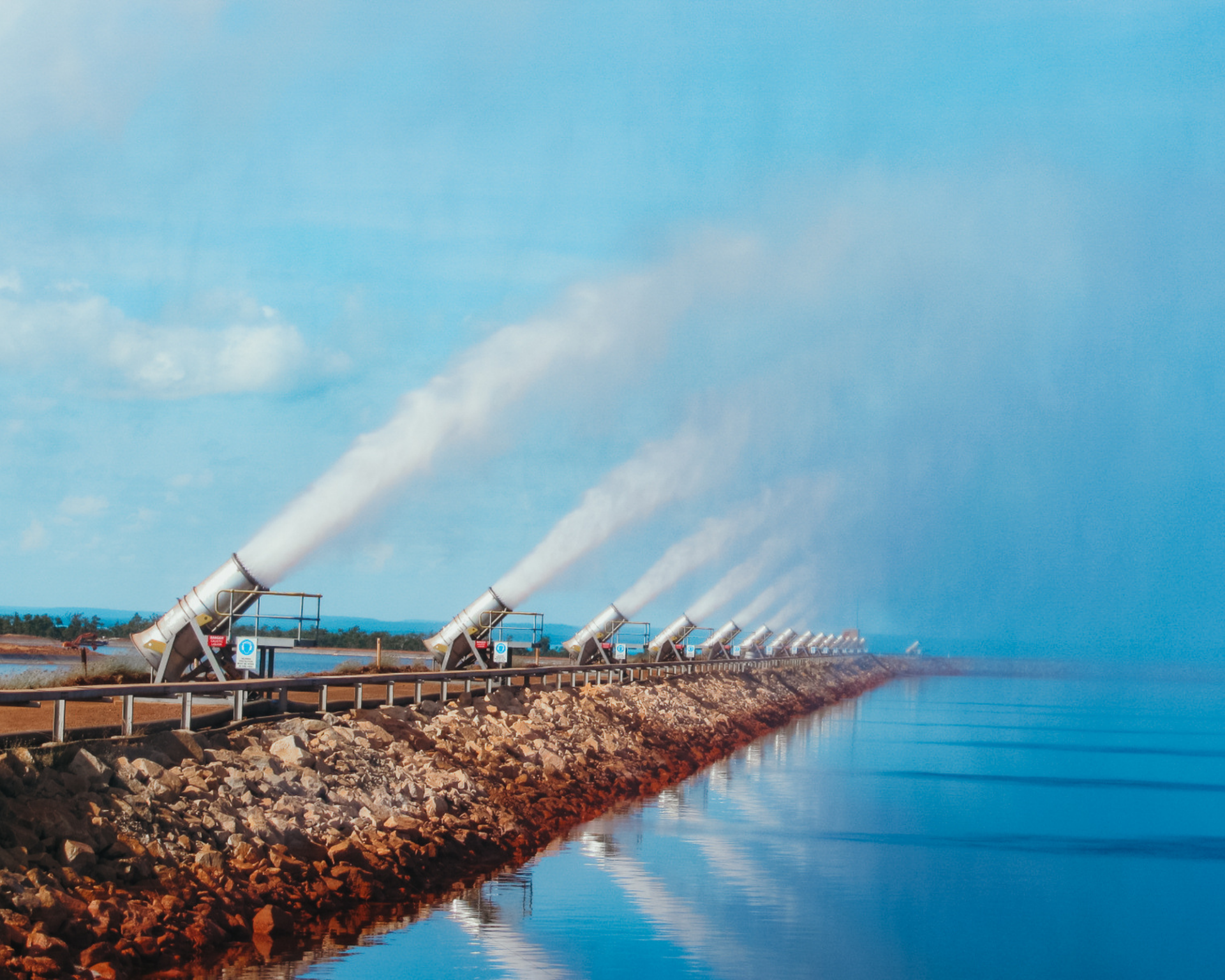 XPEL water evaporators in a red mud ponds for an alumina refinery.