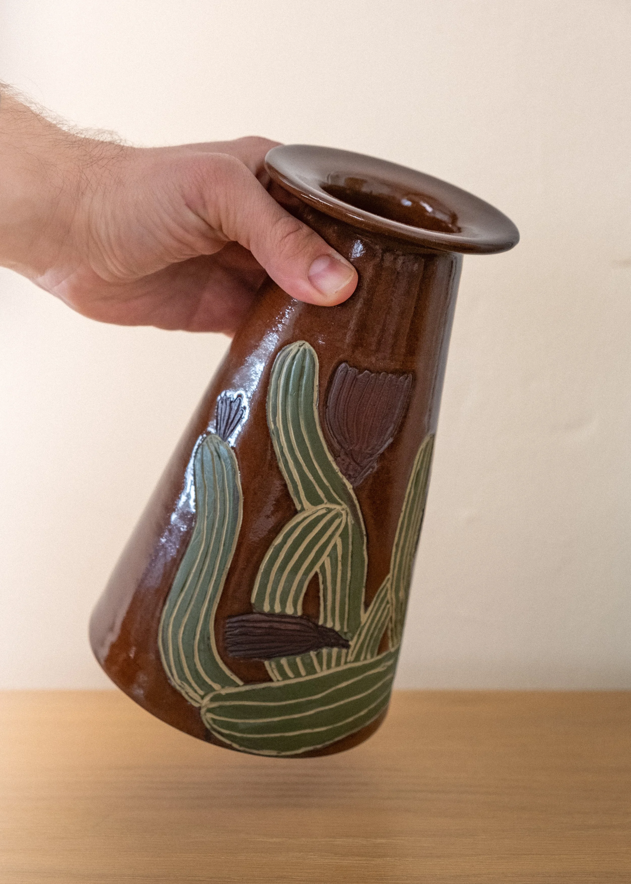 Tierra_CactusVase-4.jpg