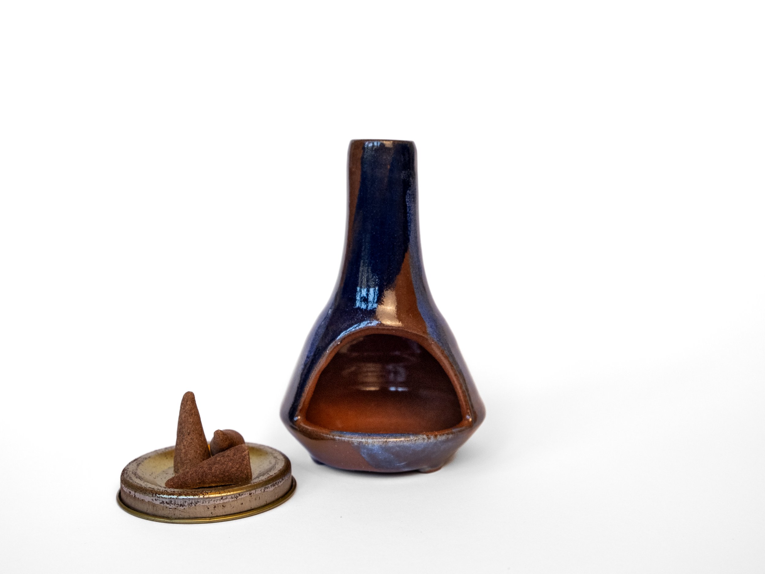 Tierra_IncenseConeChimney_1-2.jpg